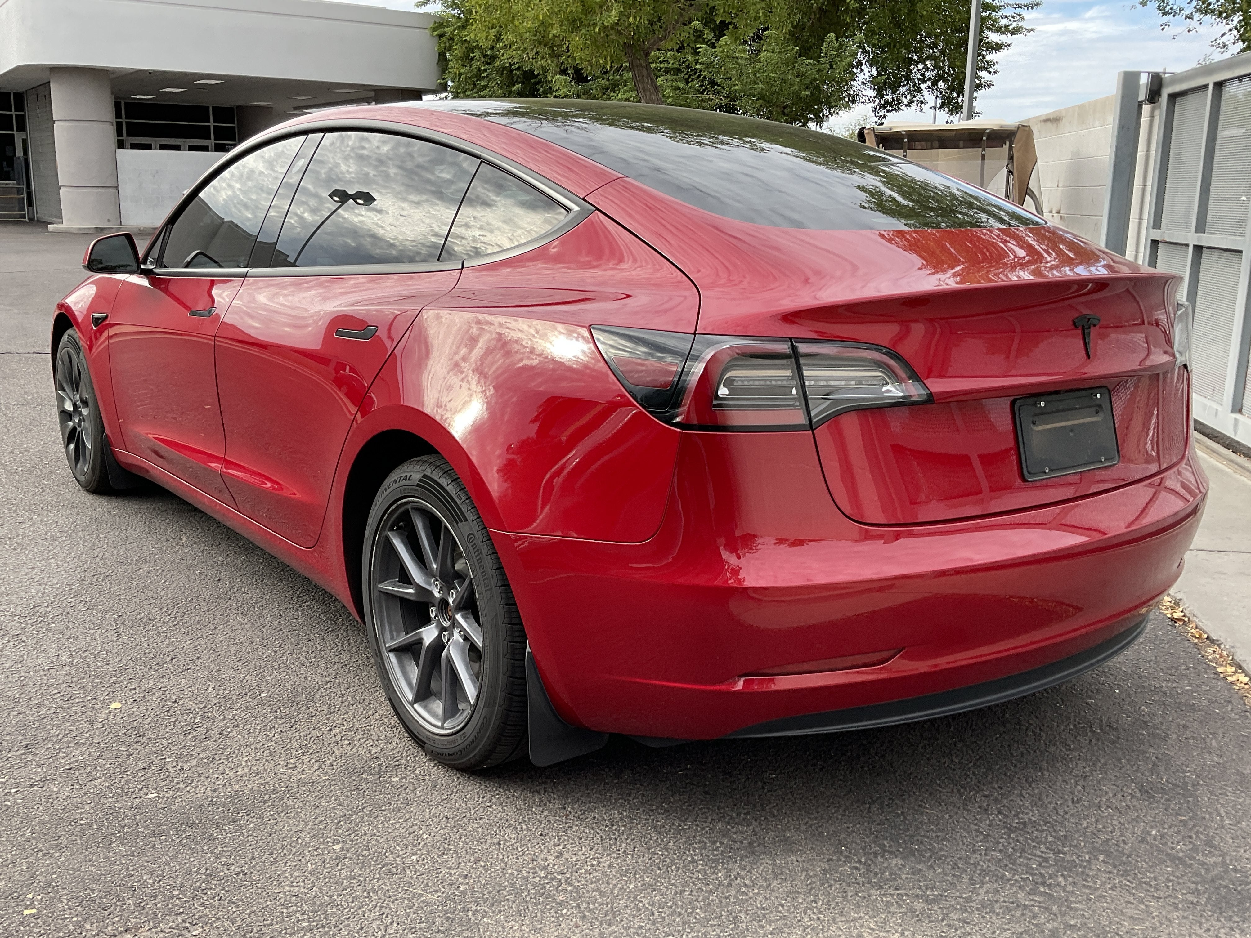 2023 Tesla Model 3 RWD
