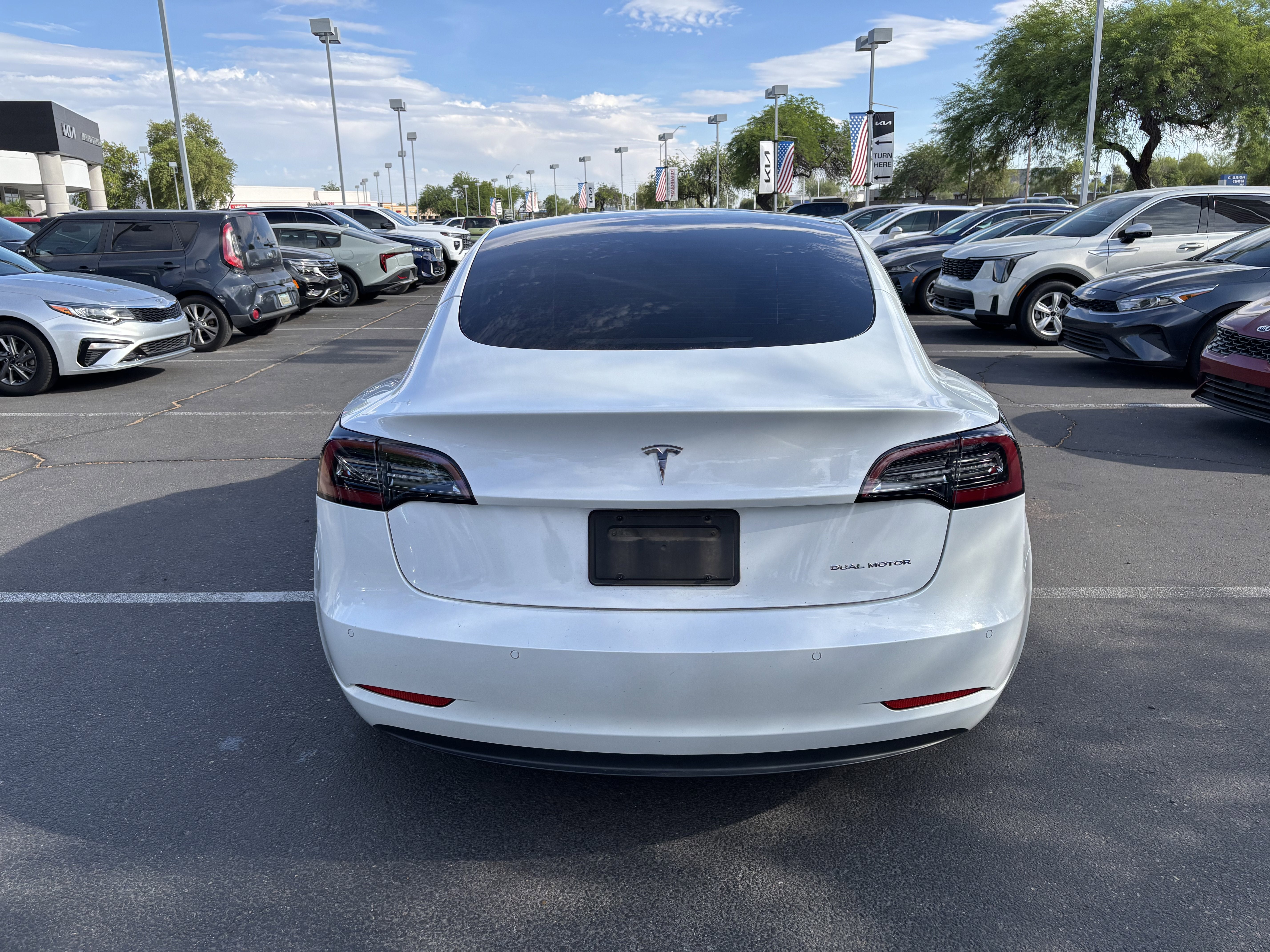 2022 Tesla Model 3 Long Range**1 OWNER CLN CF*