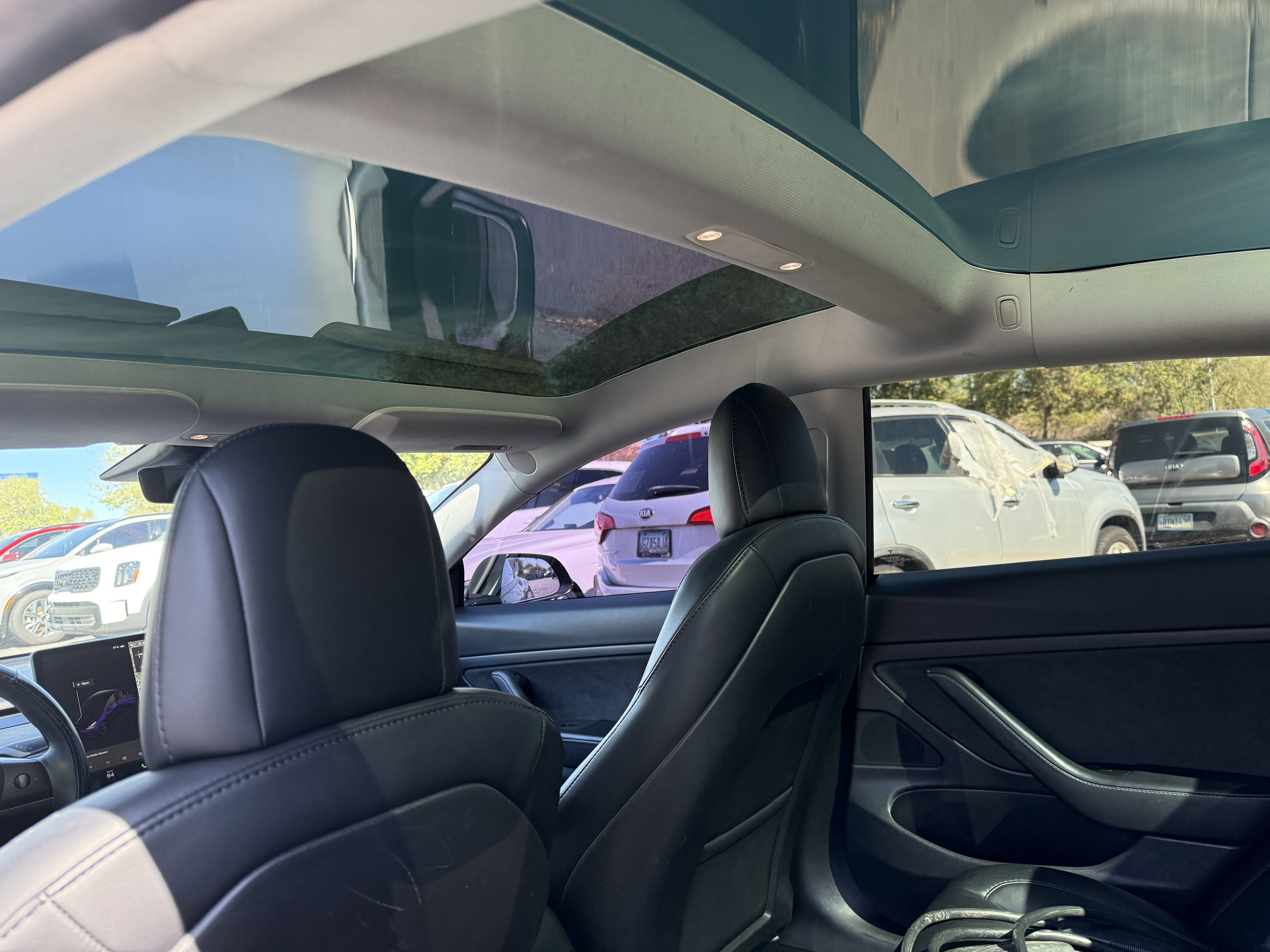 2022 Tesla Model Y Long Range* 1 OWNER