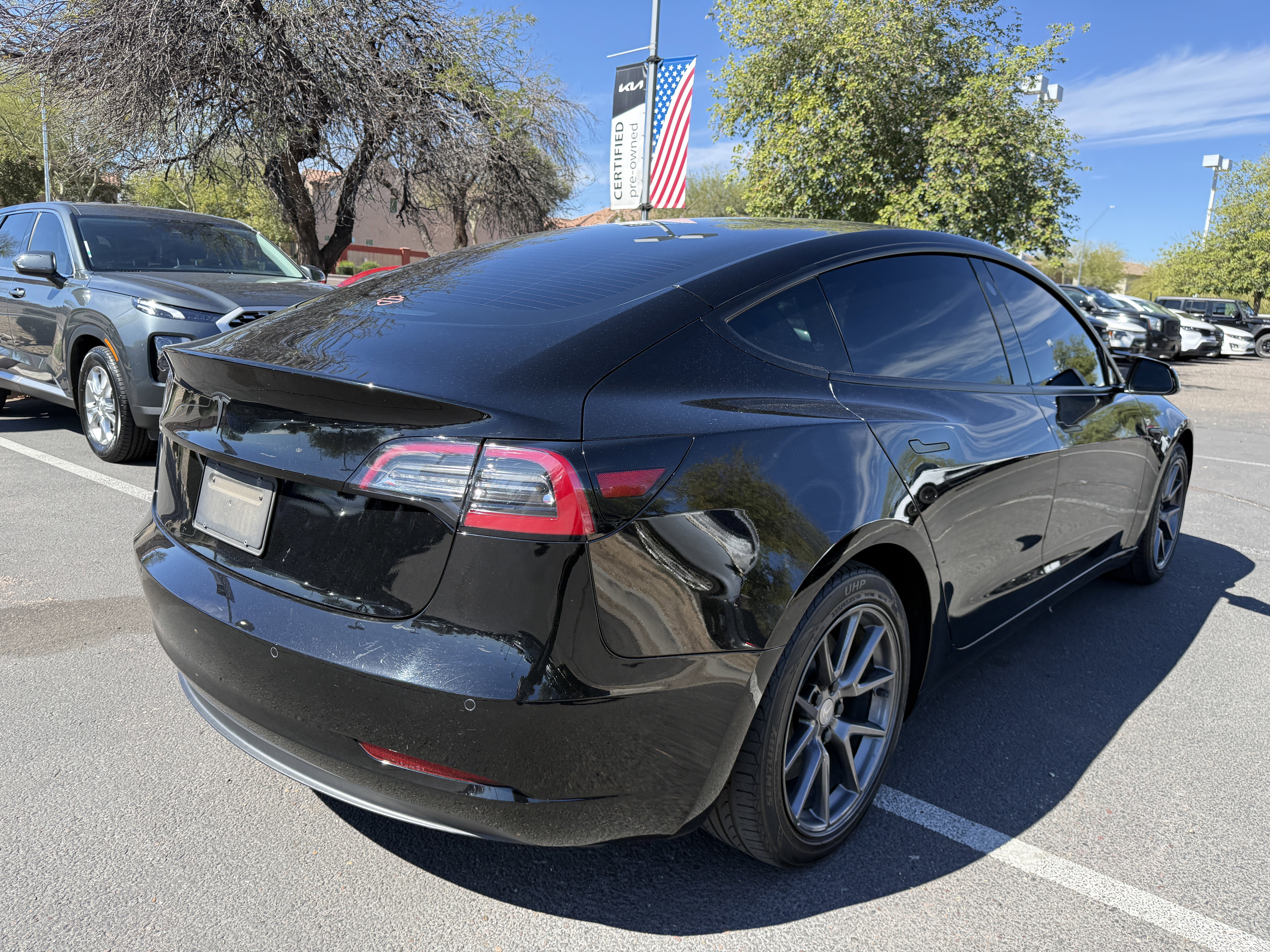 2022 Tesla Model Y Long Range* 1 OWNER