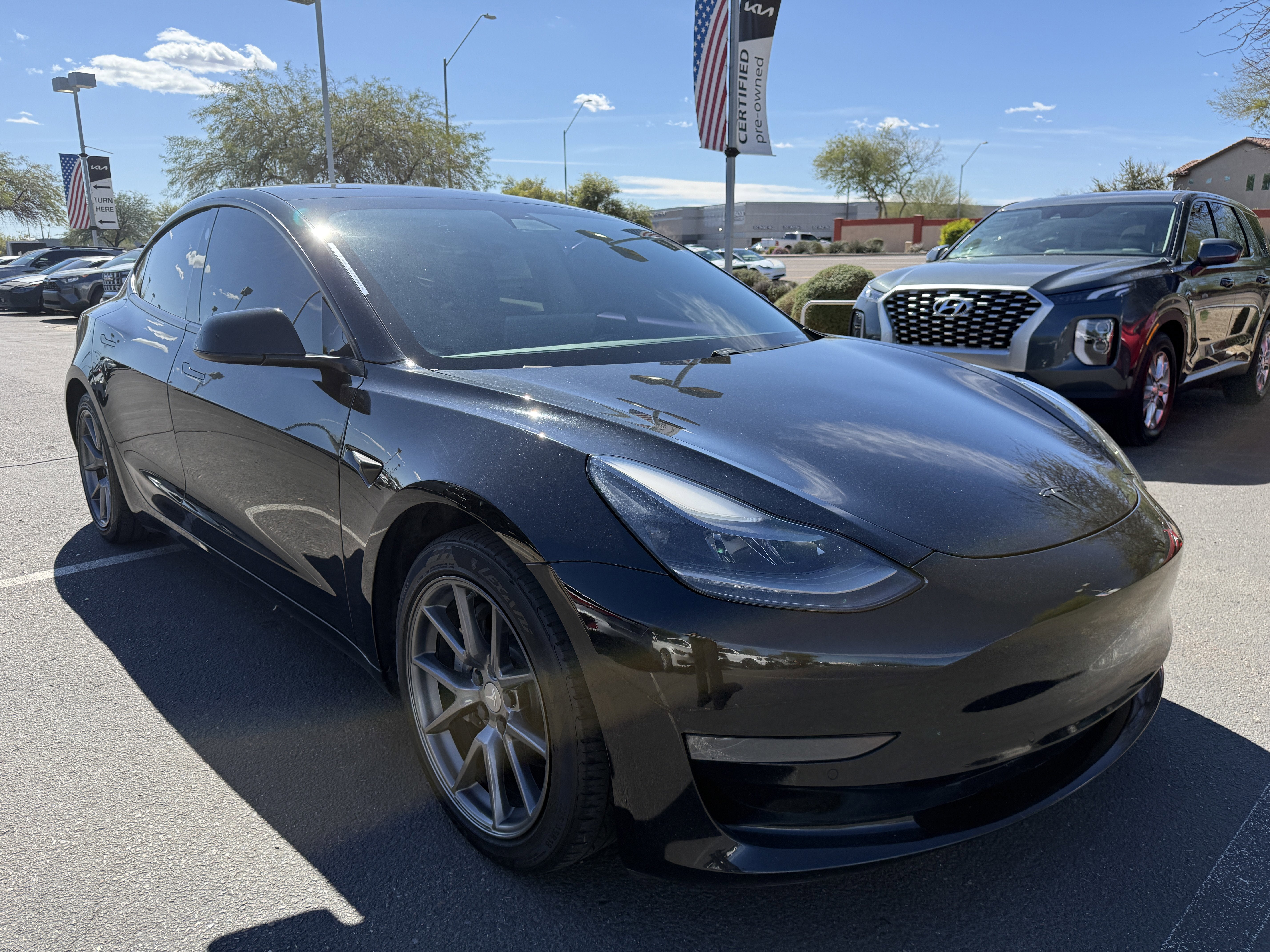 2022 Tesla Model Y Long Range* 1 OWNER