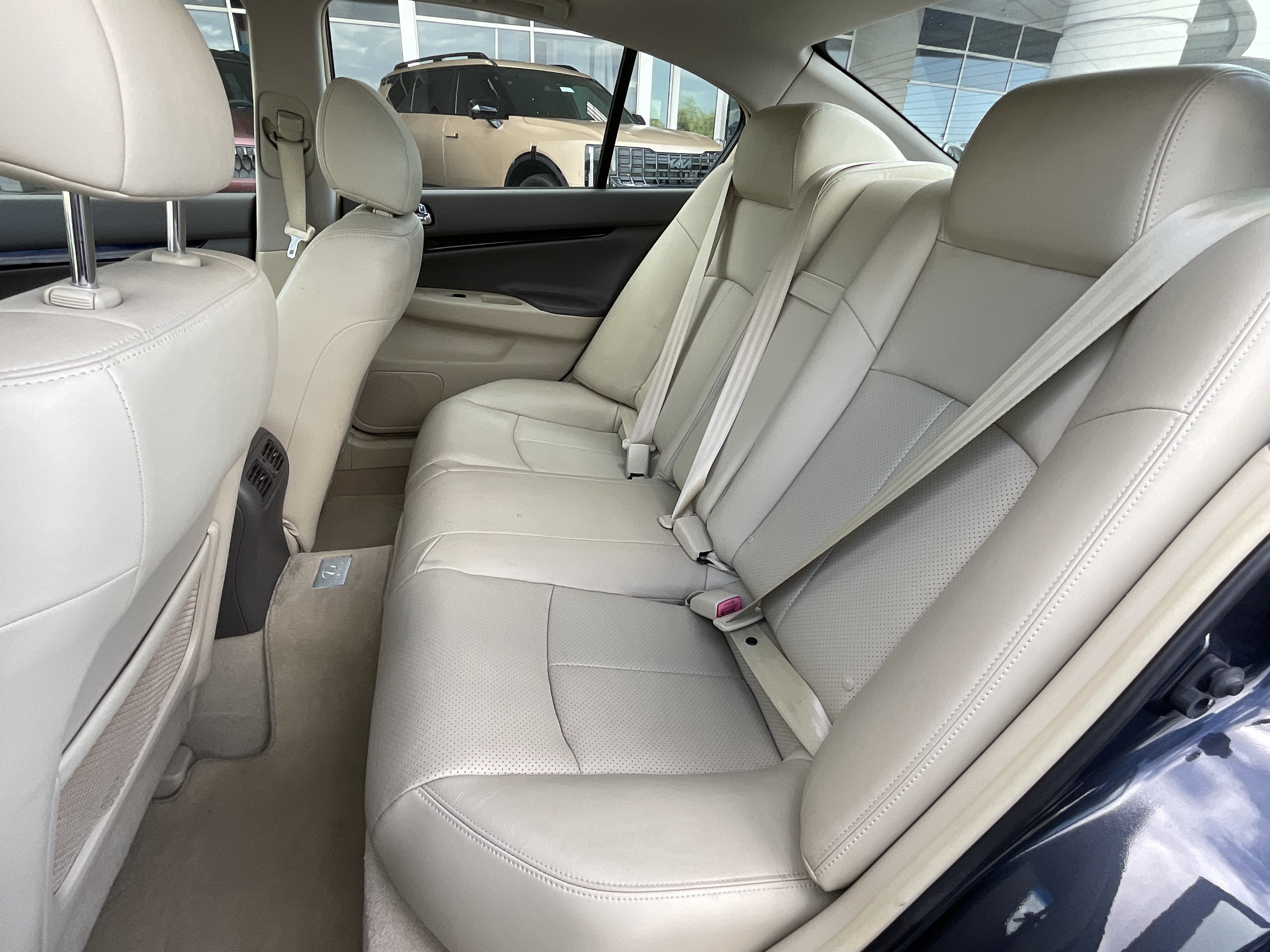 2011 INFINITI G37 Sedan x**2 OWNER TONS OF SERVICE