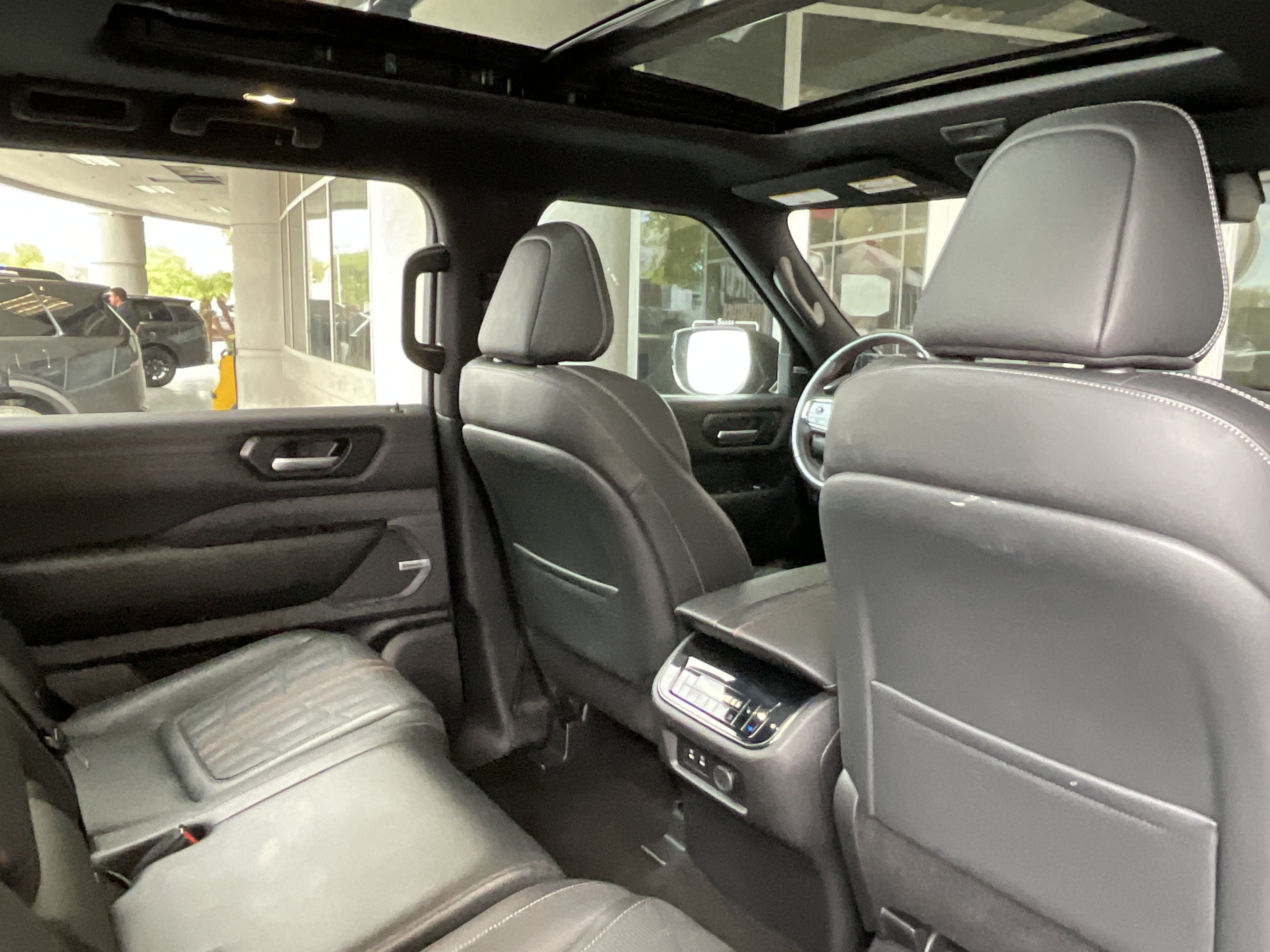 2025 Nissan Armada PRO-4X