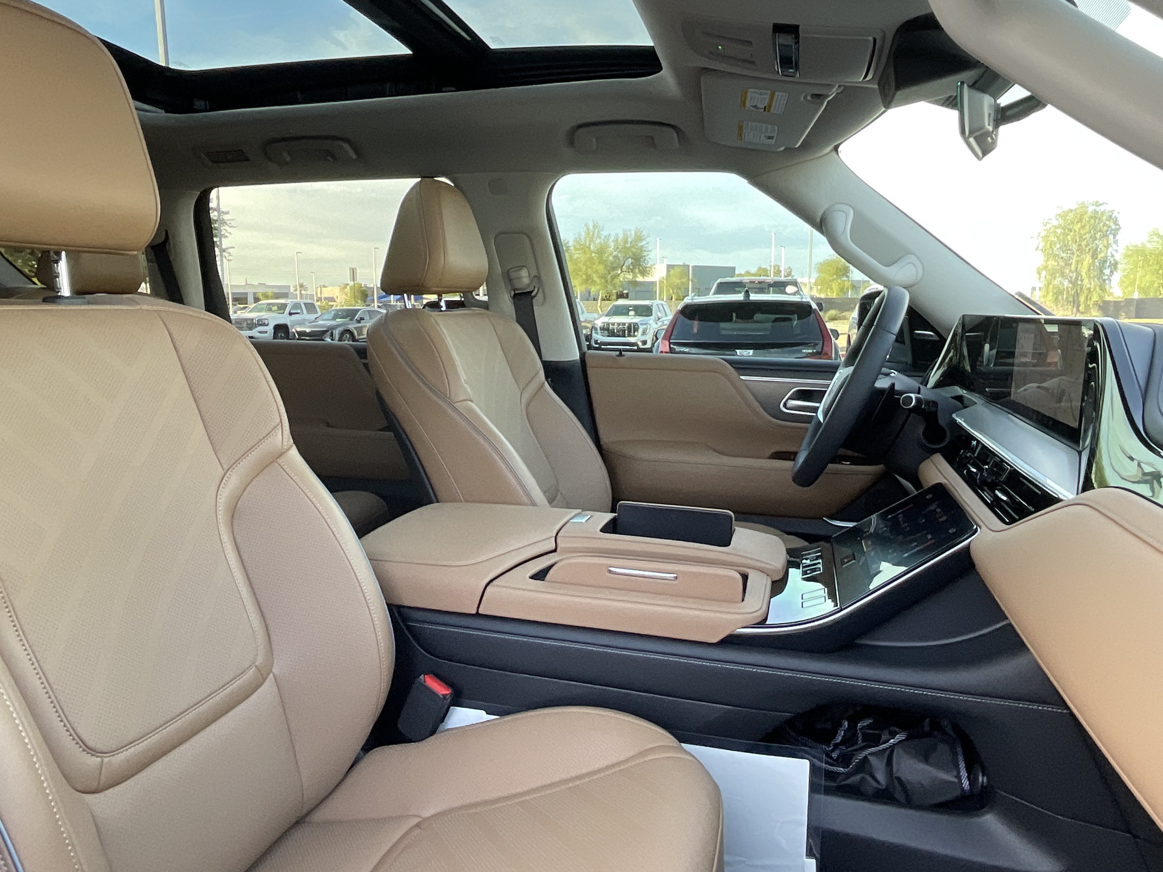 2027 INFINITI QX80 LUXE**MSRP WAS $95K