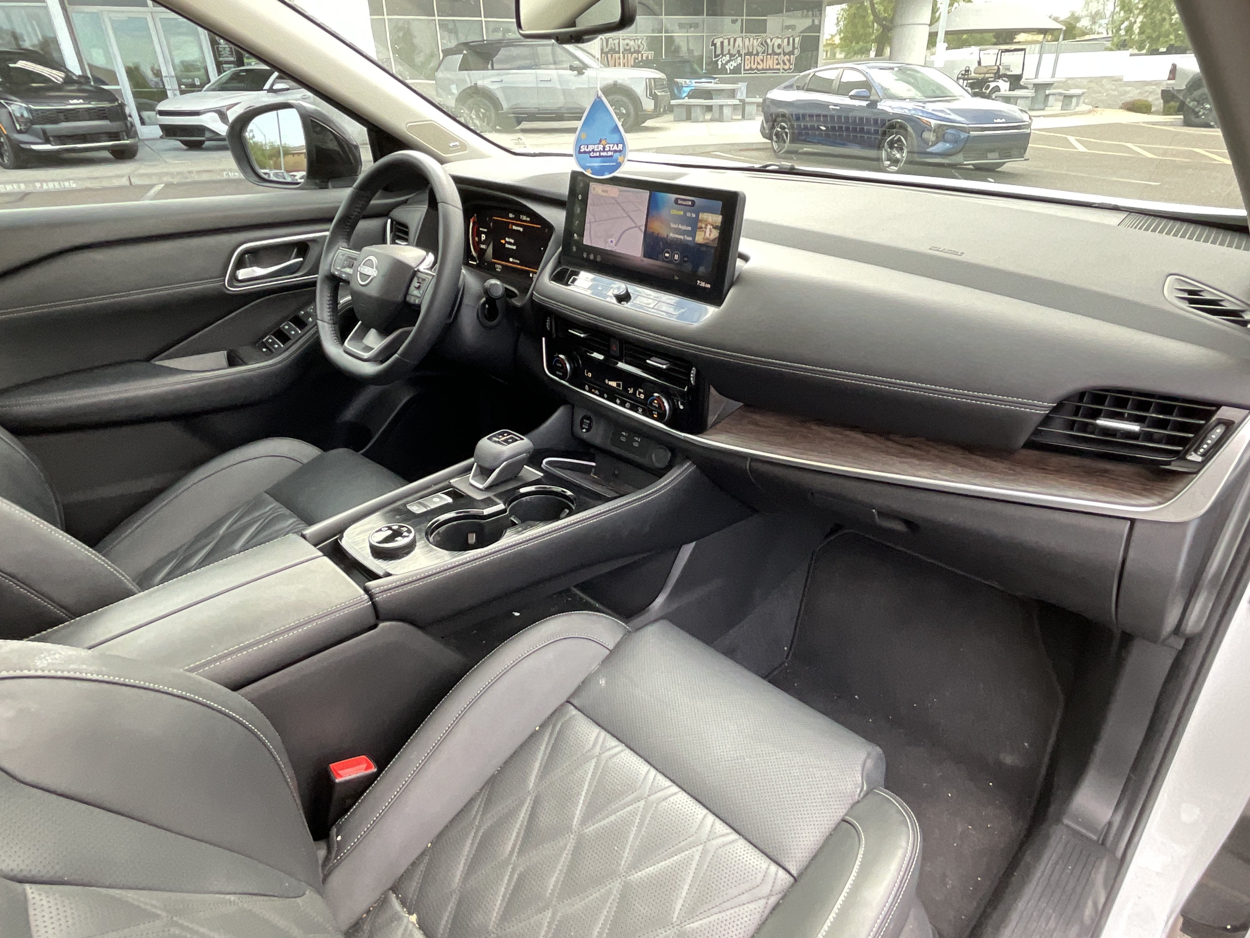 2025 Nissan Rogue Platinum