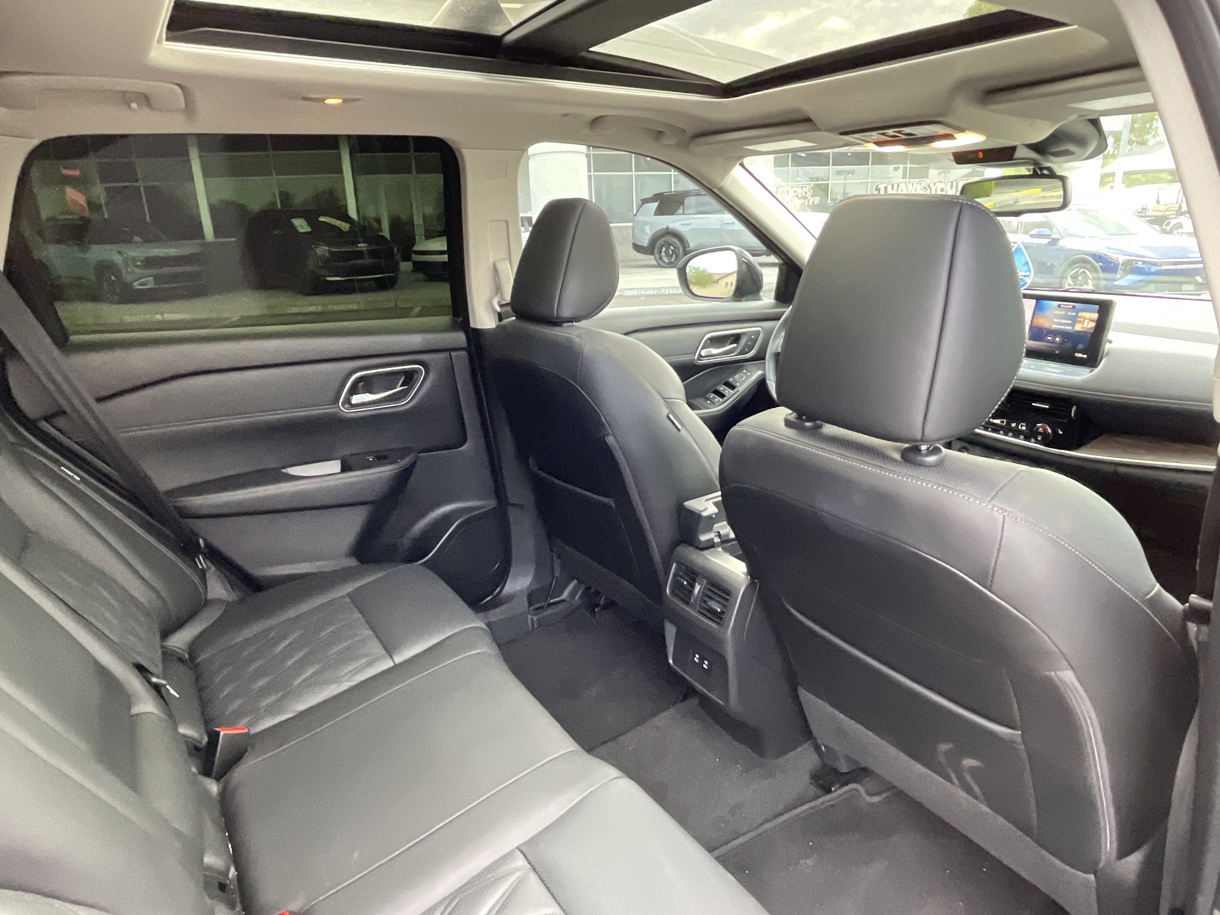 2025 Nissan Rogue Platinum