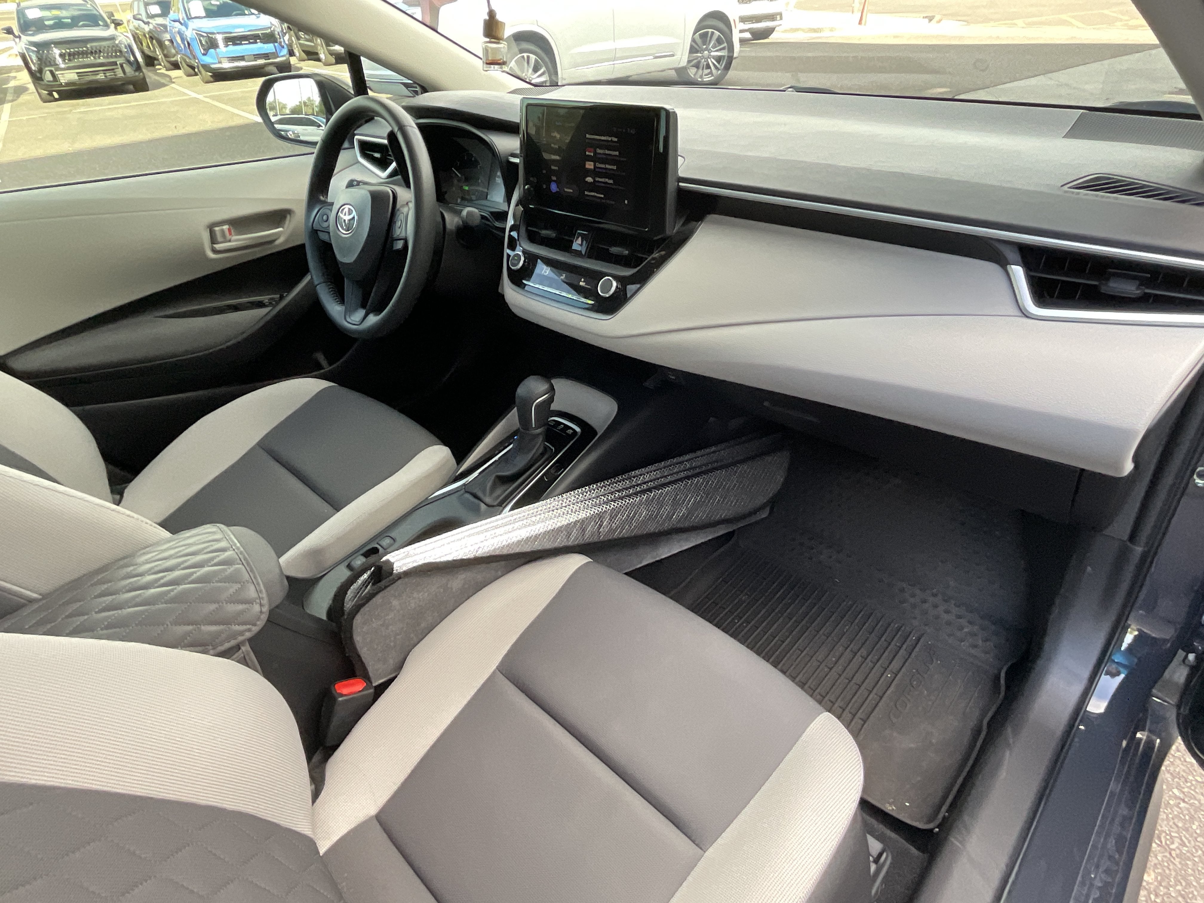 2024 Toyota Corolla Hybrid LE