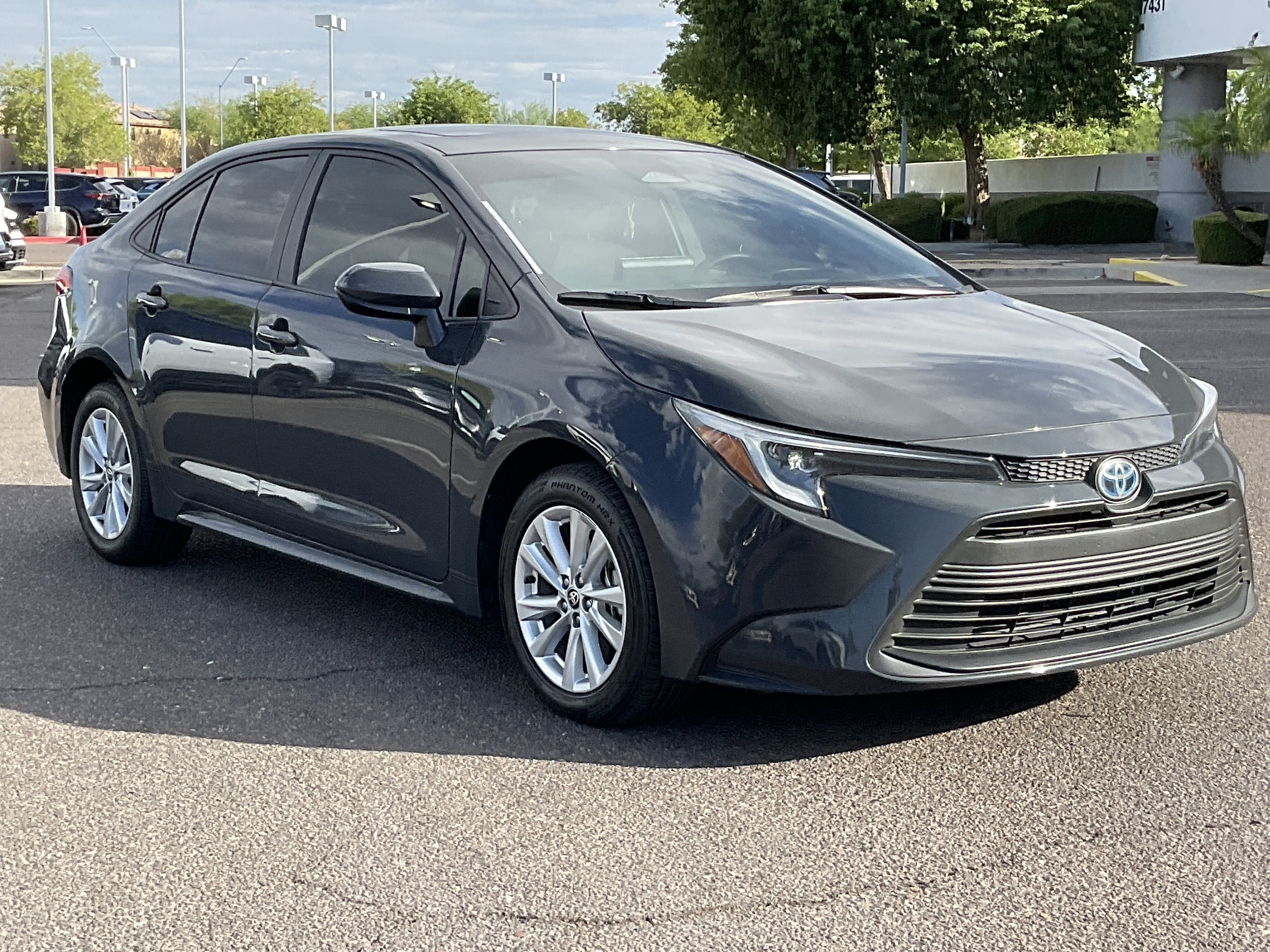2024 Toyota Corolla Hybrid LE