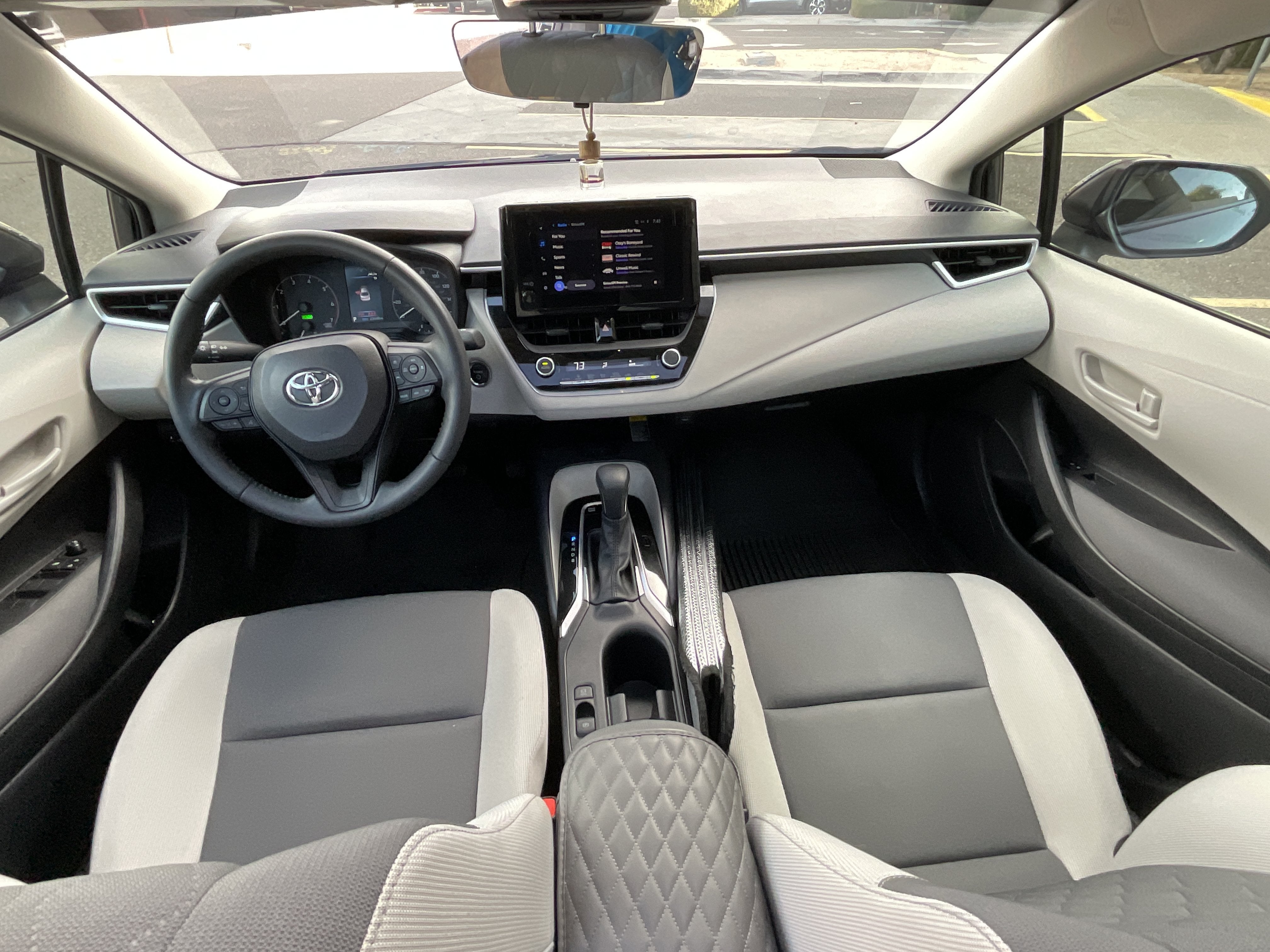 2024 Toyota Corolla Hybrid LE