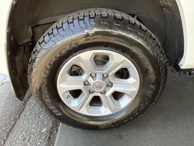 2016 Toyota 4Runner SR5**CF CERT 1 OWNER**