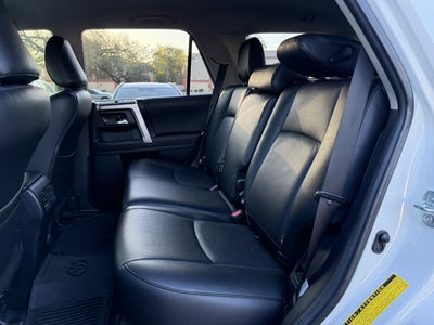 2023 Toyota 4Runner SR5**1 OWNER CLN CF8*