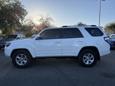 2023 Toyota 4Runner SR5**1 OWNER CLN CF8*