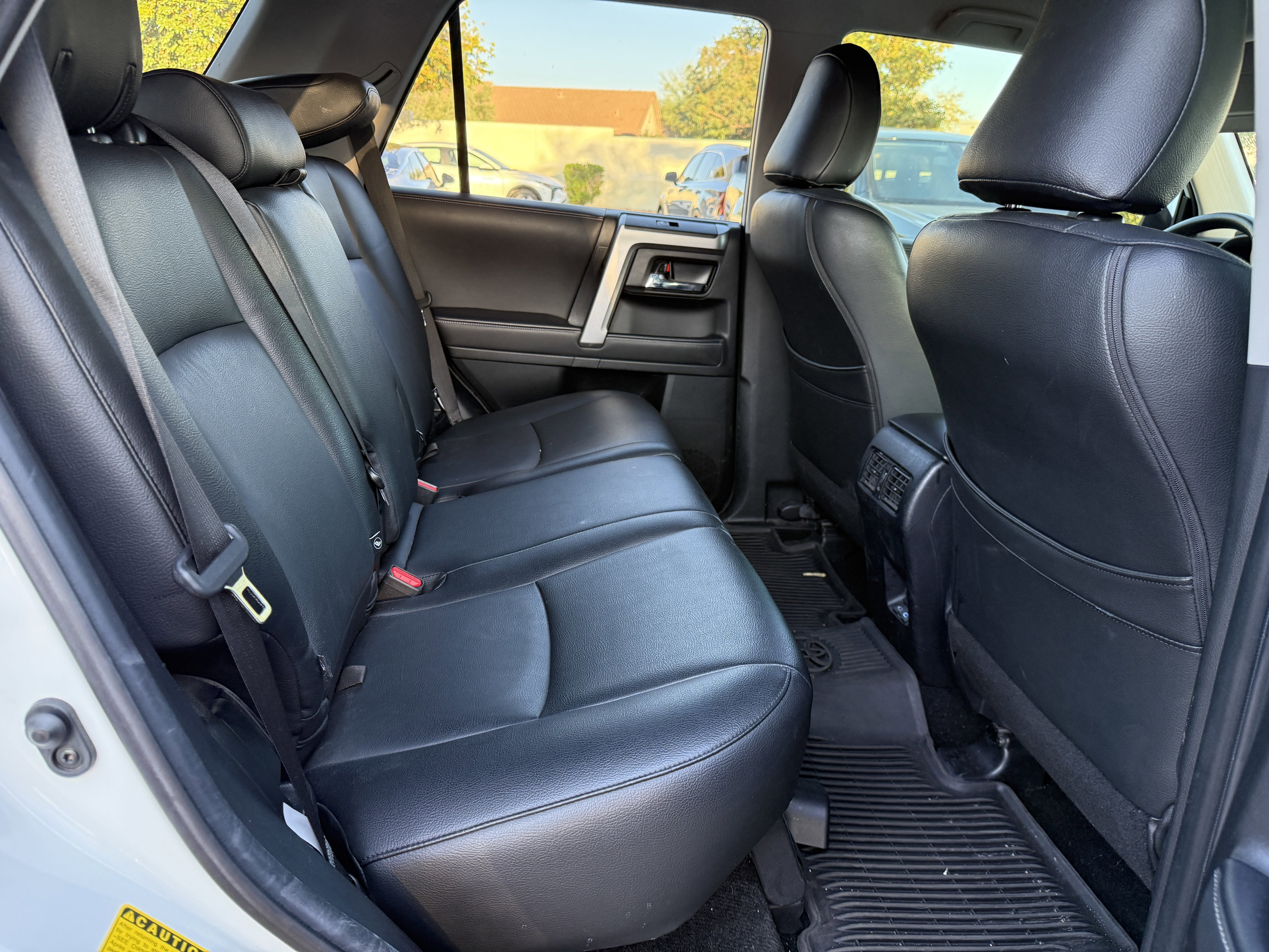 2023 Toyota 4Runner SR5**1 OWNER CLN CF8*