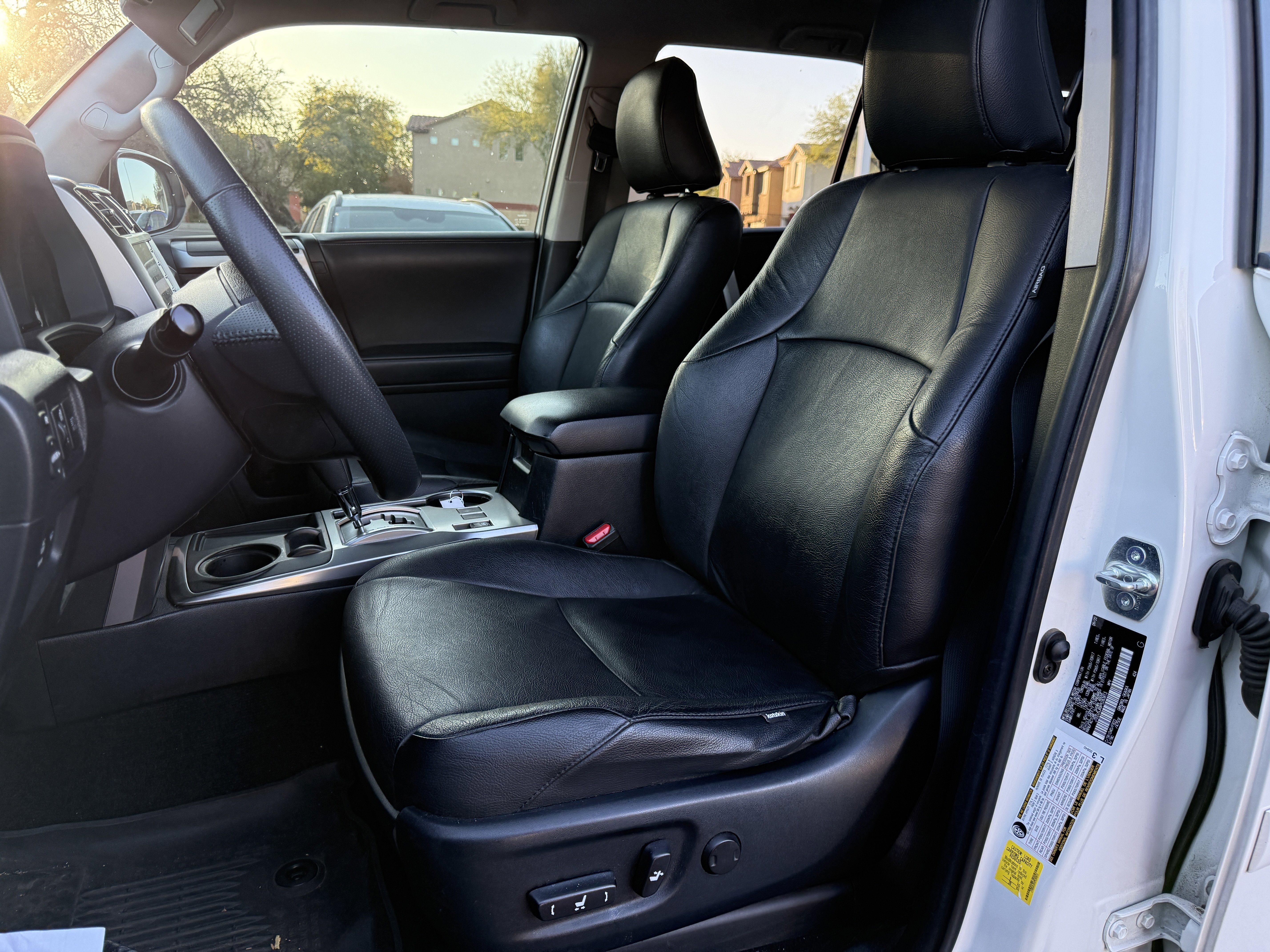 2023 Toyota 4Runner SR5**1 OWNER CLN CF8*