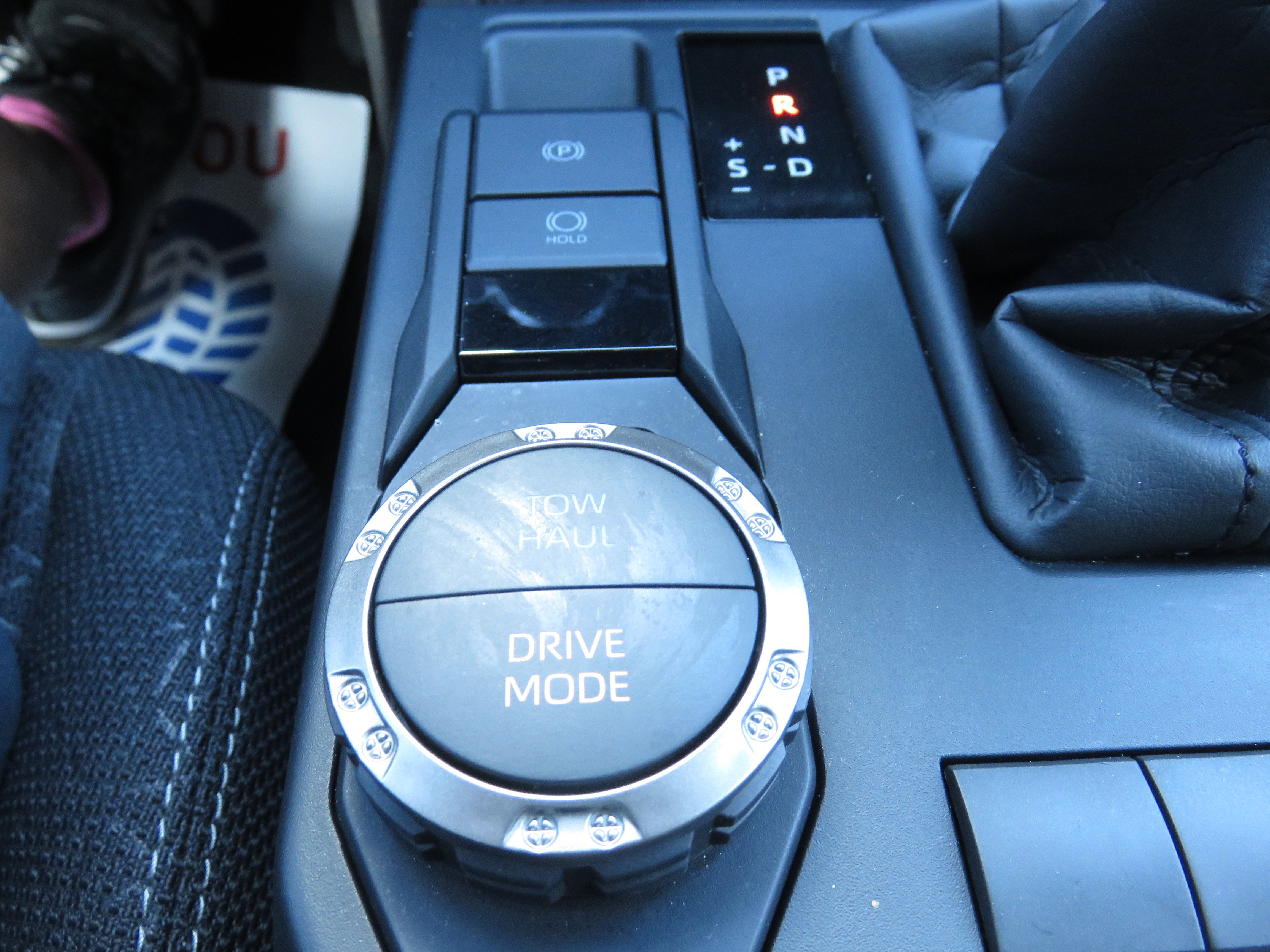 2025 Toyota 4Runner SR5**1 OWNER STILL LOOKS NEW