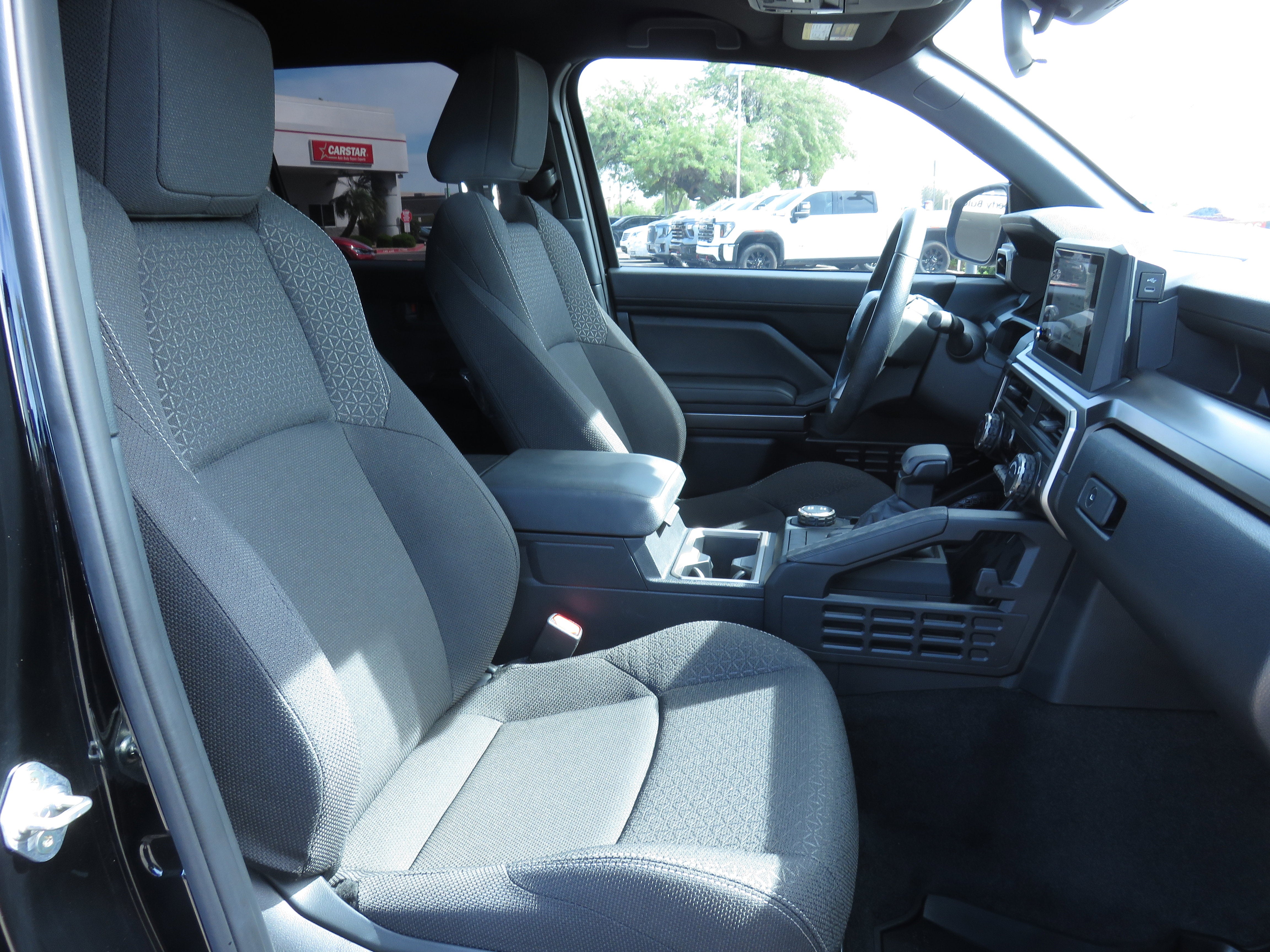 2025 Toyota 4Runner SR5**1 OWNER STILL LOOKS NEW