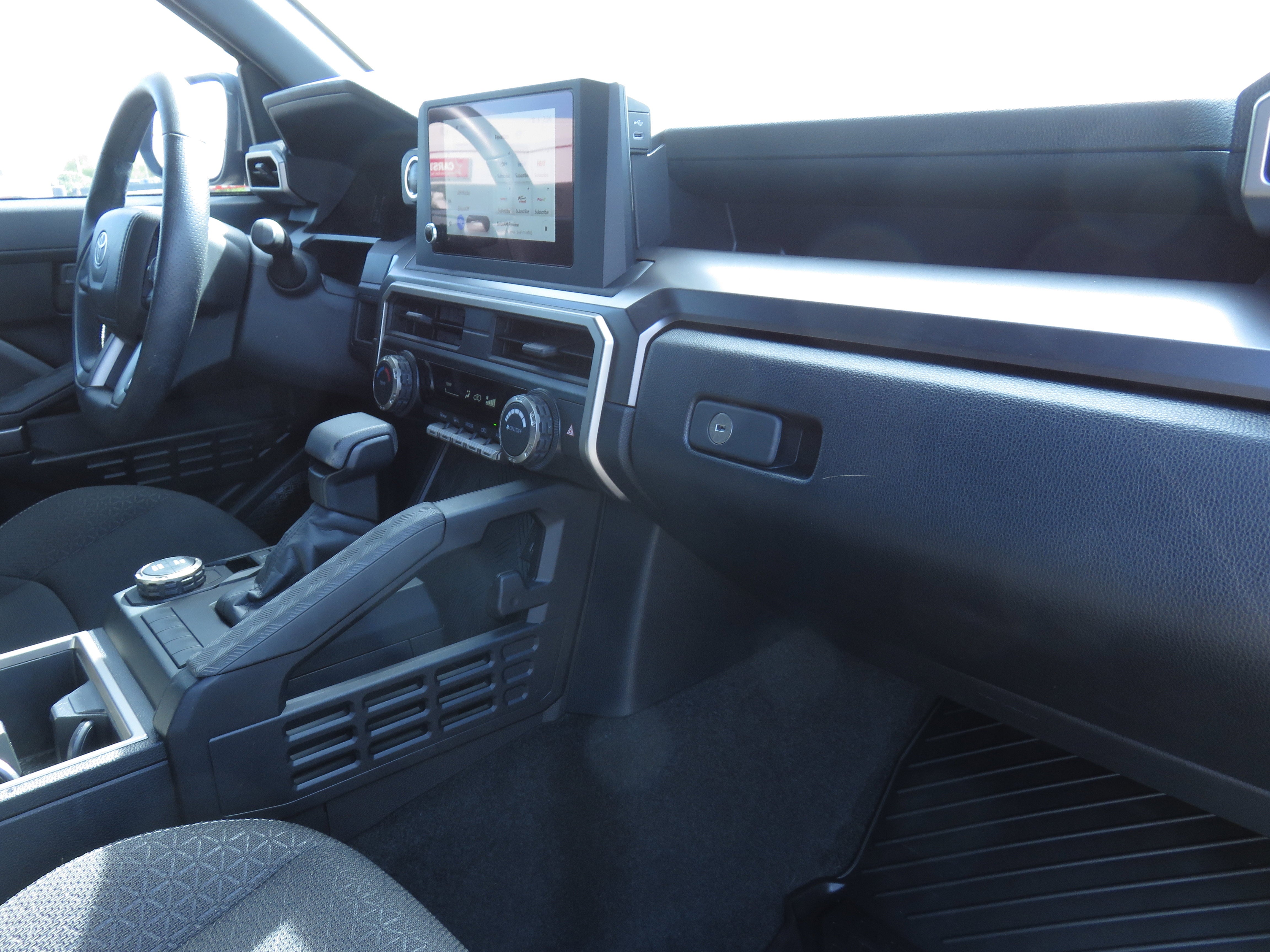 2025 Toyota 4Runner SR5**1 OWNER STILL LOOKS NEW