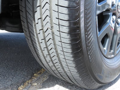 2025 Toyota 4Runner SR5**1 OWNER STILL LOOKS NEW