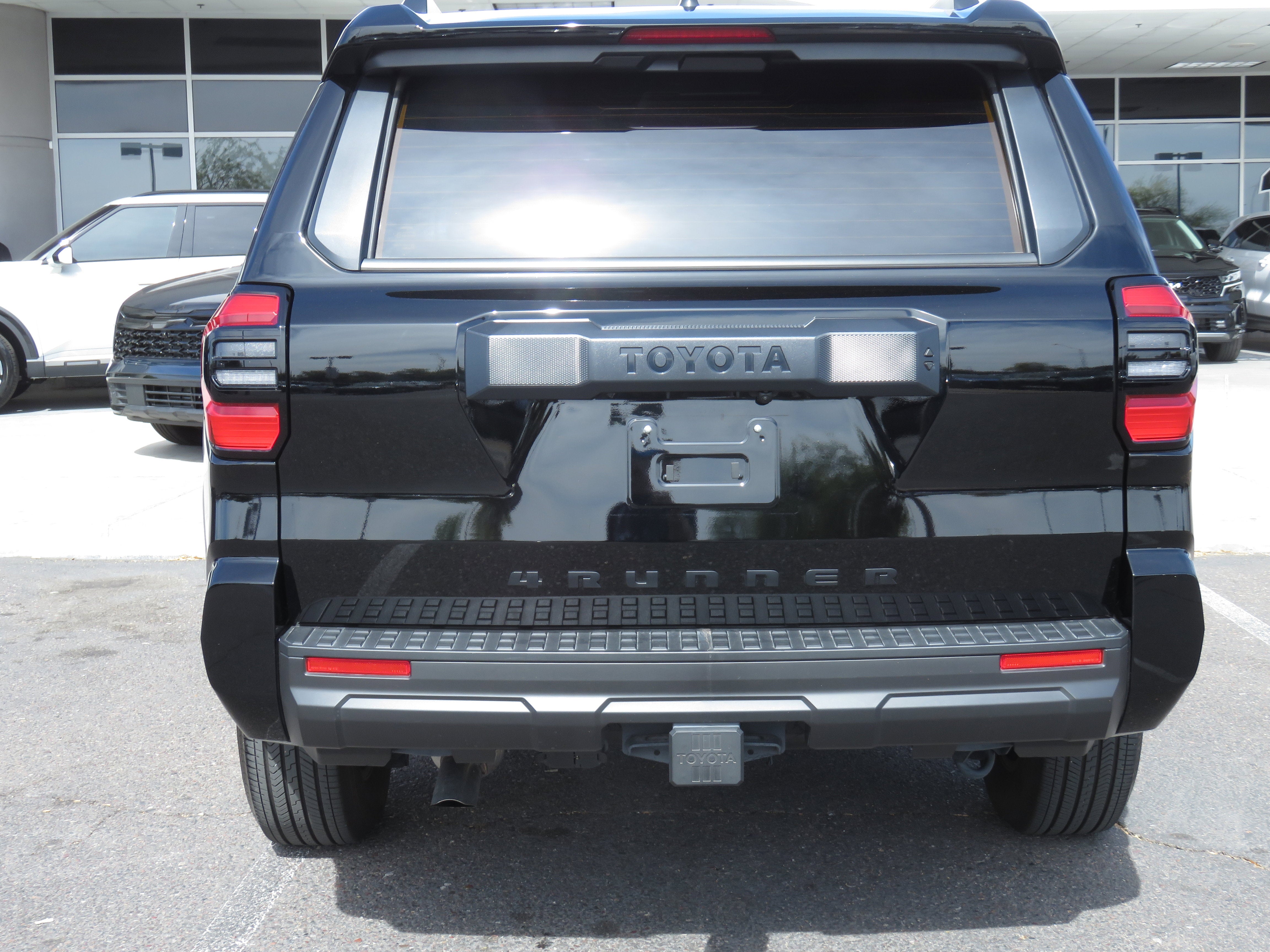 2025 Toyota 4Runner SR5**1 OWNER STILL LOOKS NEW