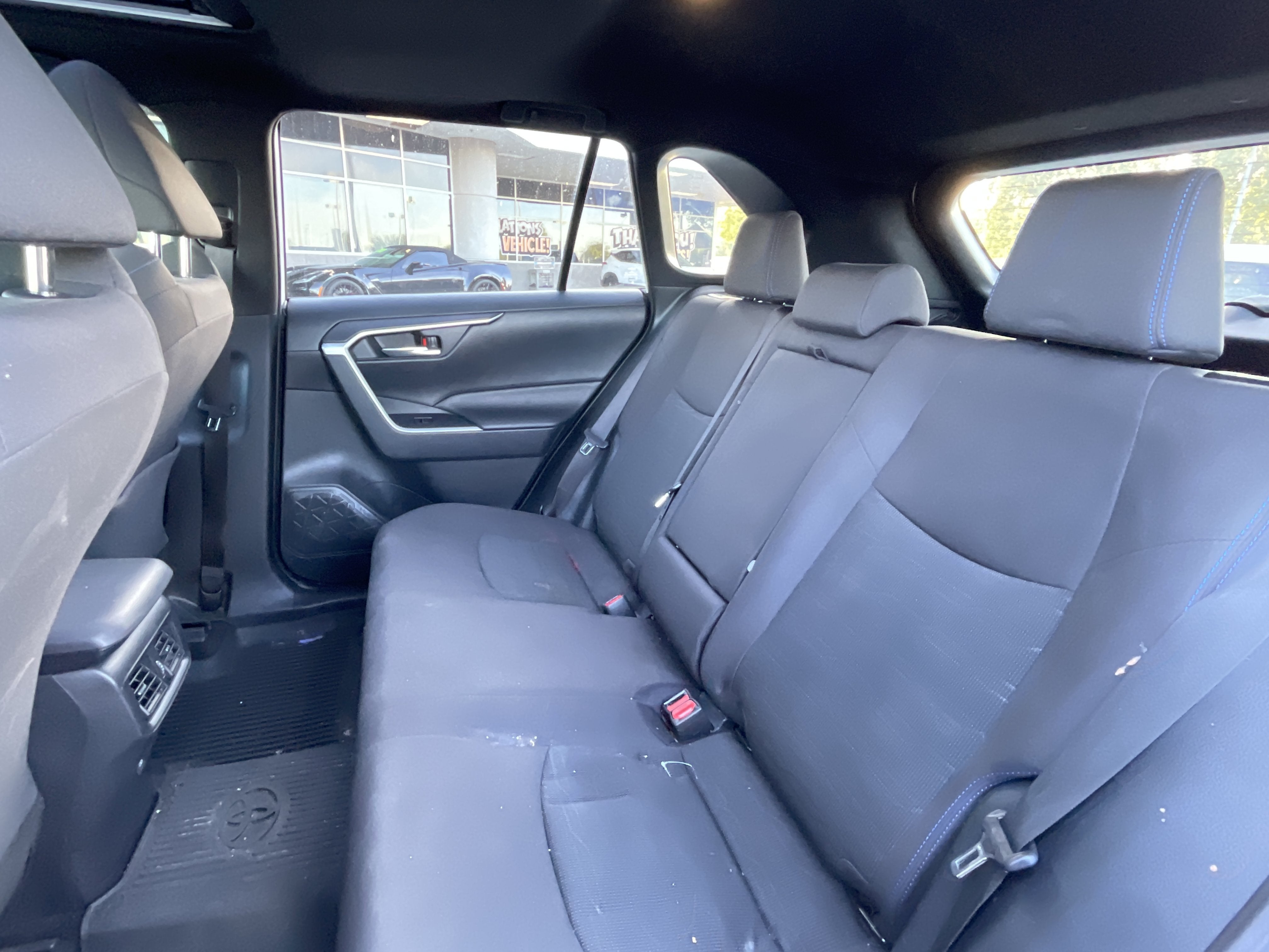 2024 Toyota RAV4 Hybrid SE