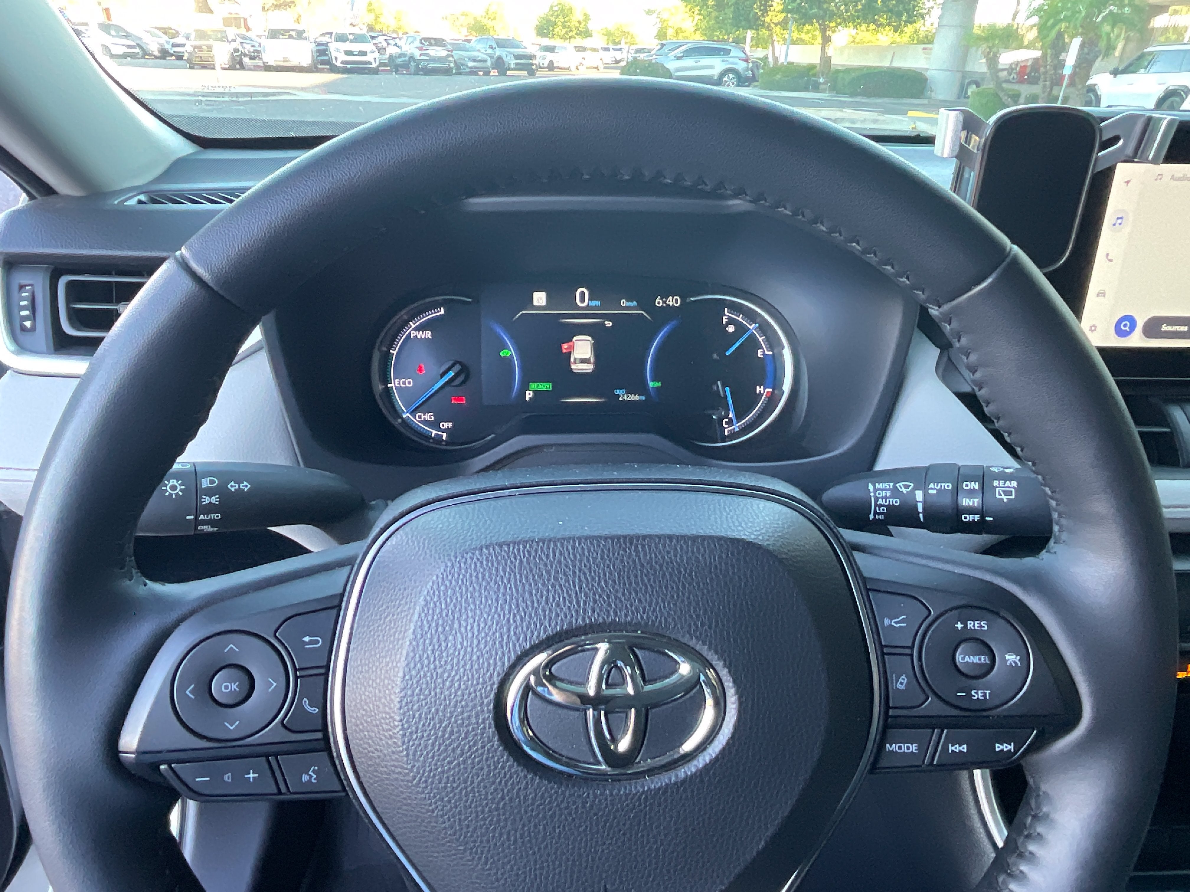 2025 Toyota RAV4 Hybrid XLE*1 OWNER/ CLEAN CARFAX