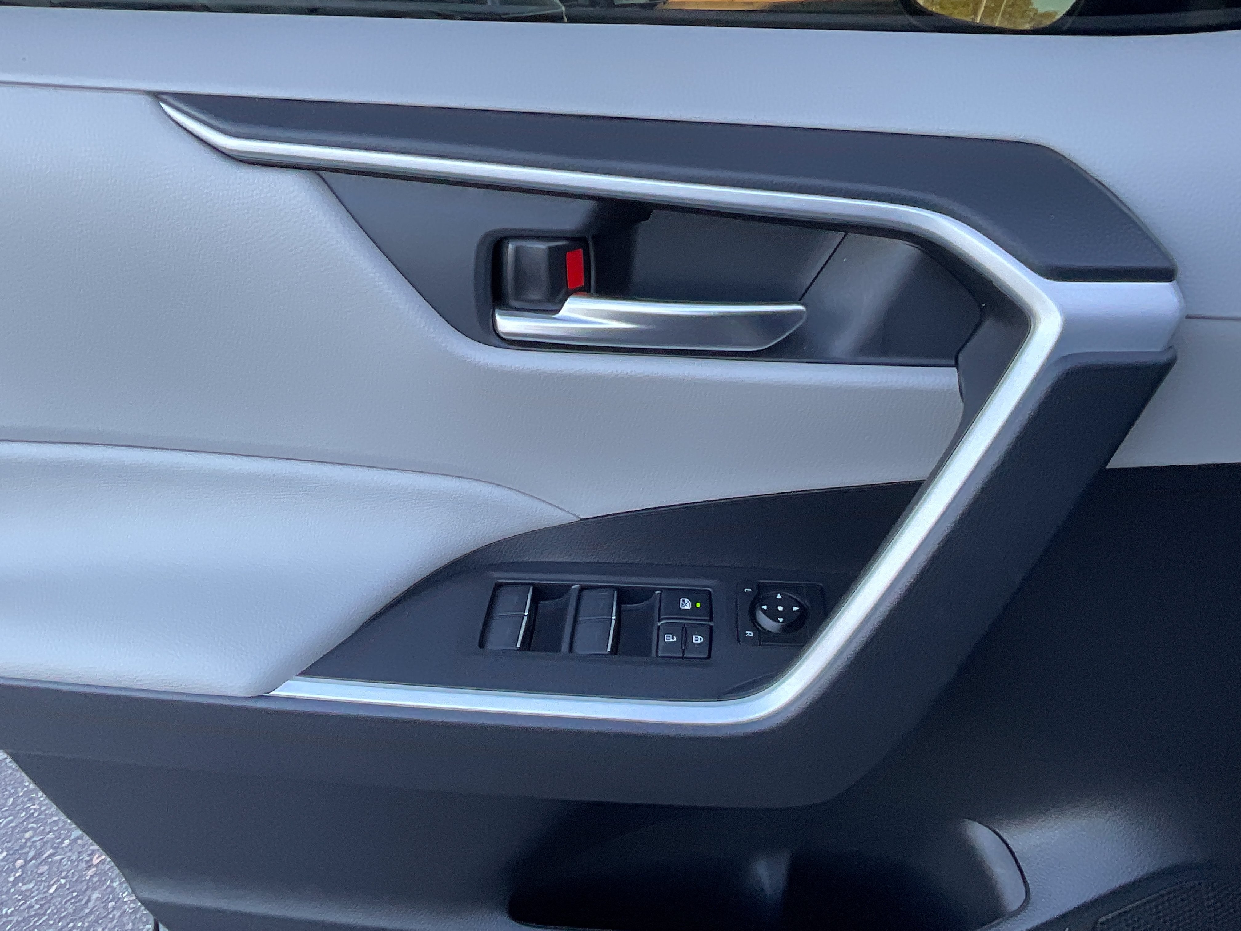 2025 Toyota RAV4 Hybrid XLE*1 OWNER/ CLEAN CARFAX