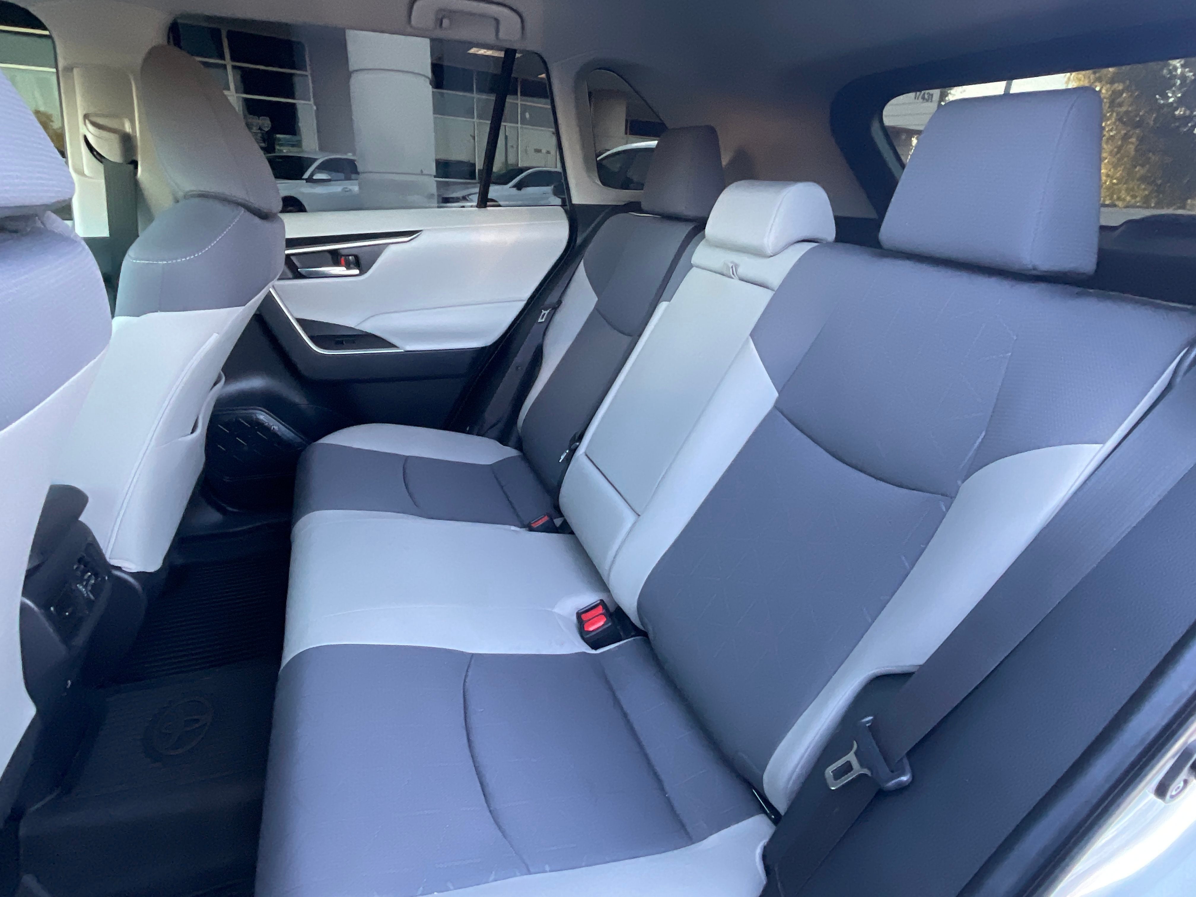 2025 Toyota RAV4 Hybrid XLE*1 OWNER/ CLEAN CARFAX