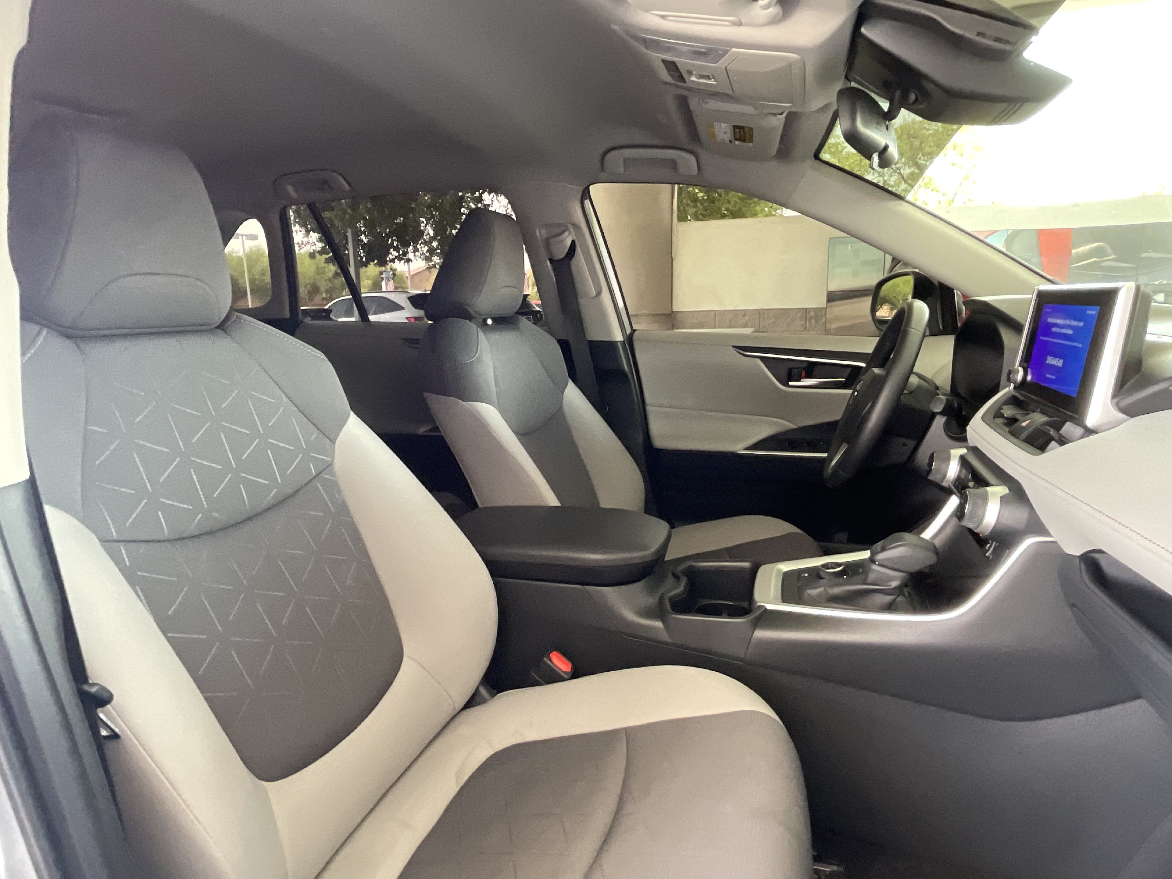 2025 Toyota RAV4 Hybrid XLE*1 OWNER/ CLEAN CARFAX
