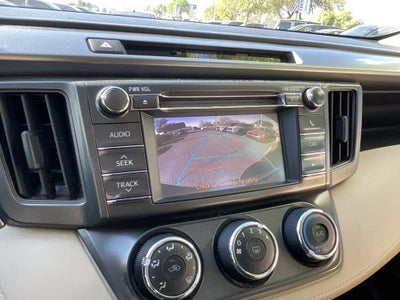 2013 Toyota RAV4 LE* 1 OWNER/ CLEAN CARFAX