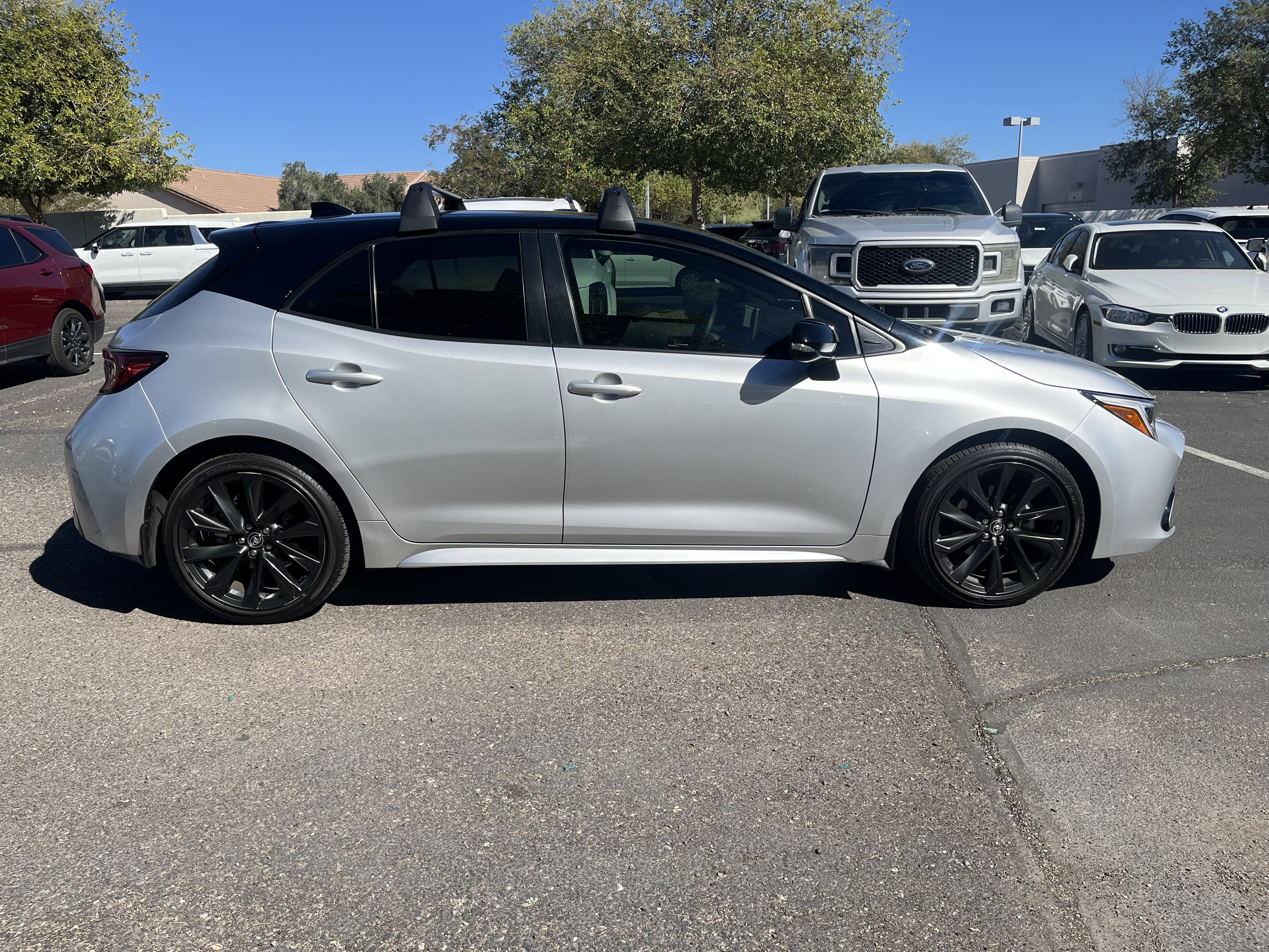 2023 Toyota Corolla Hatchback XSE* CLEAN CARFAX/ 1 OWNER