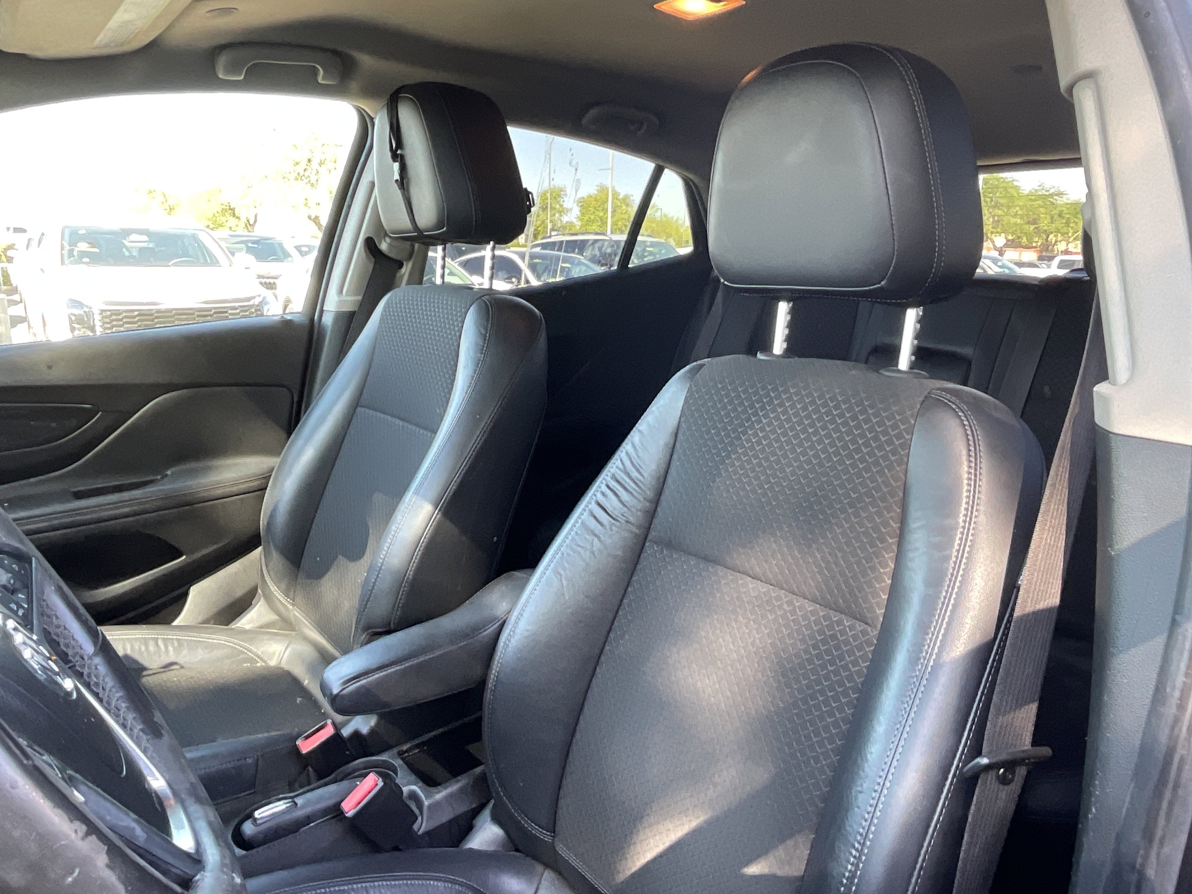 2017 Buick Encore Preferred* LOW MILES