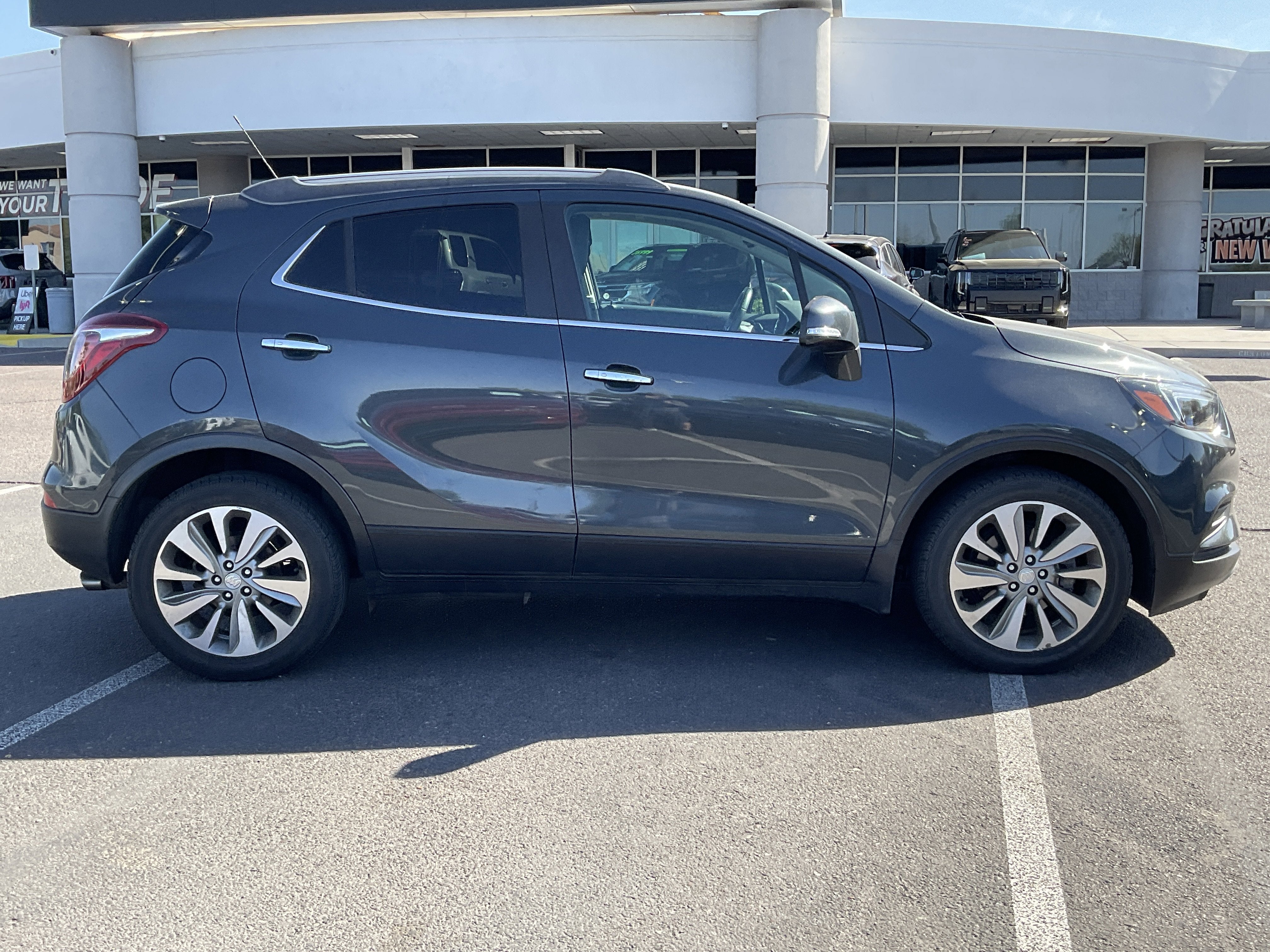 2017 Buick Encore Preferred* LOW MILES