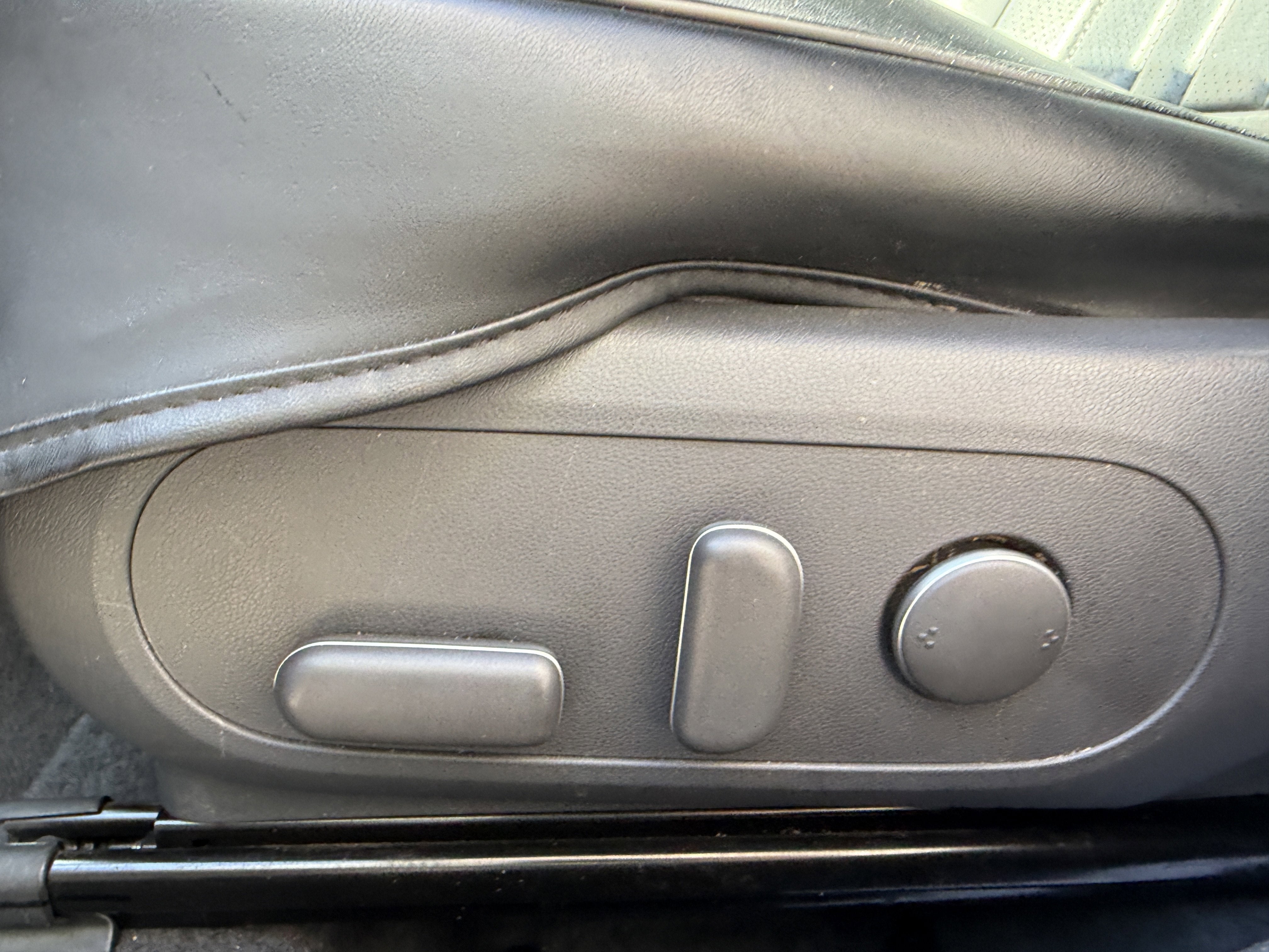 2024 Hyundai Kona SEL* CLEAN CARFAX/ 1 OWNER