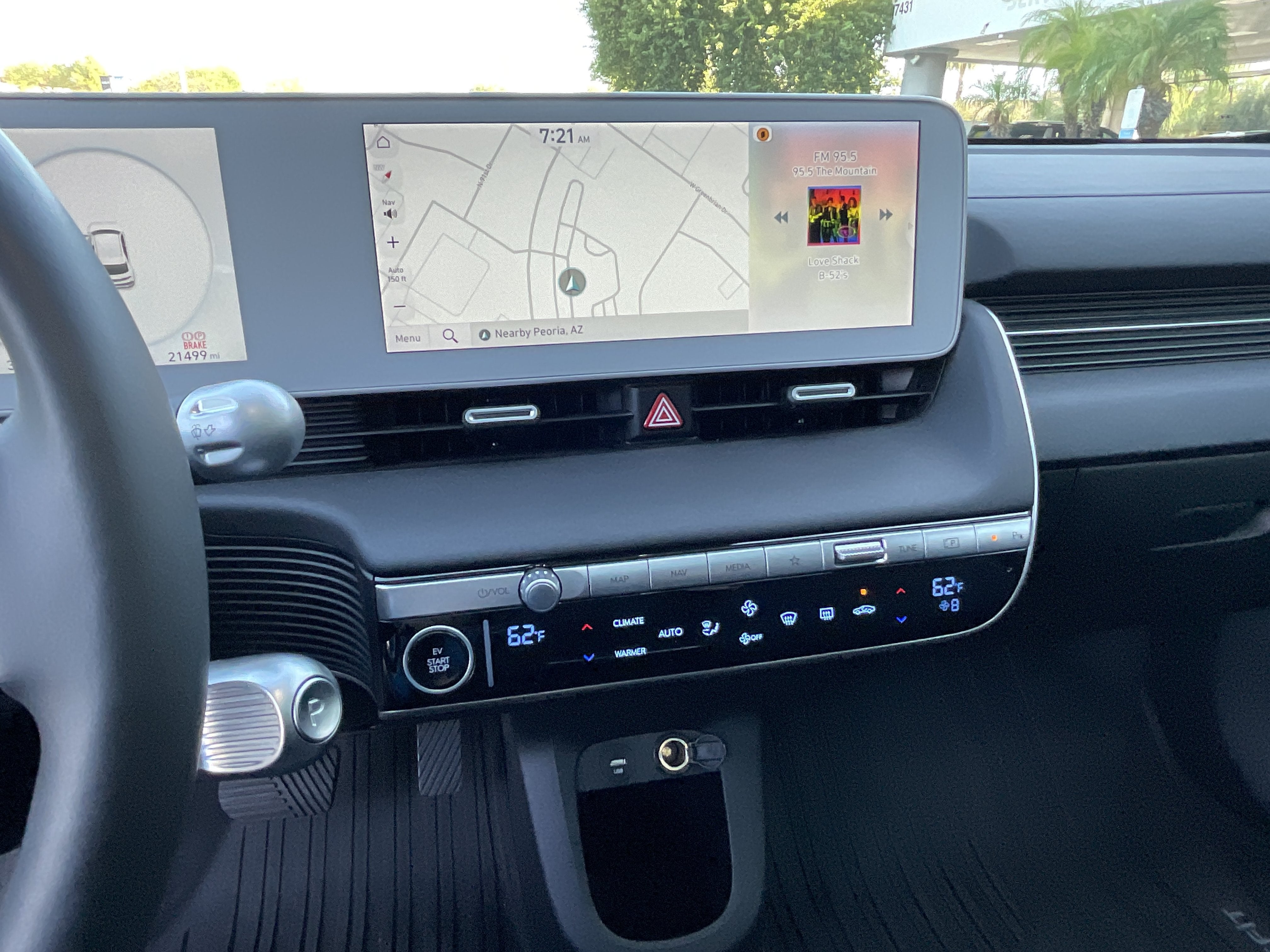2024 Hyundai IONIQ 5 Limited**1 OWNER CLN CF**