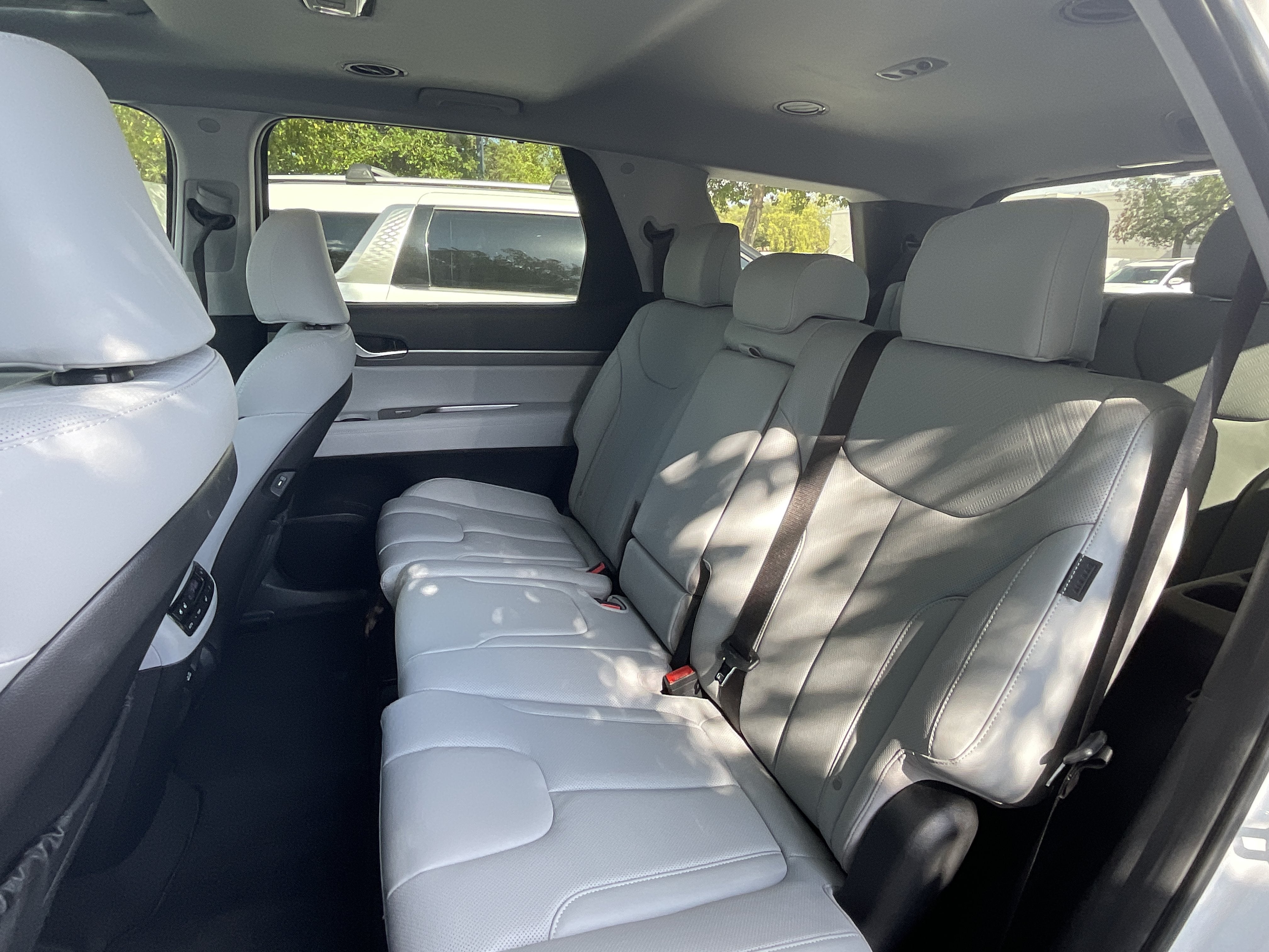 2025 Hyundai Palisade SEL Premium 8P