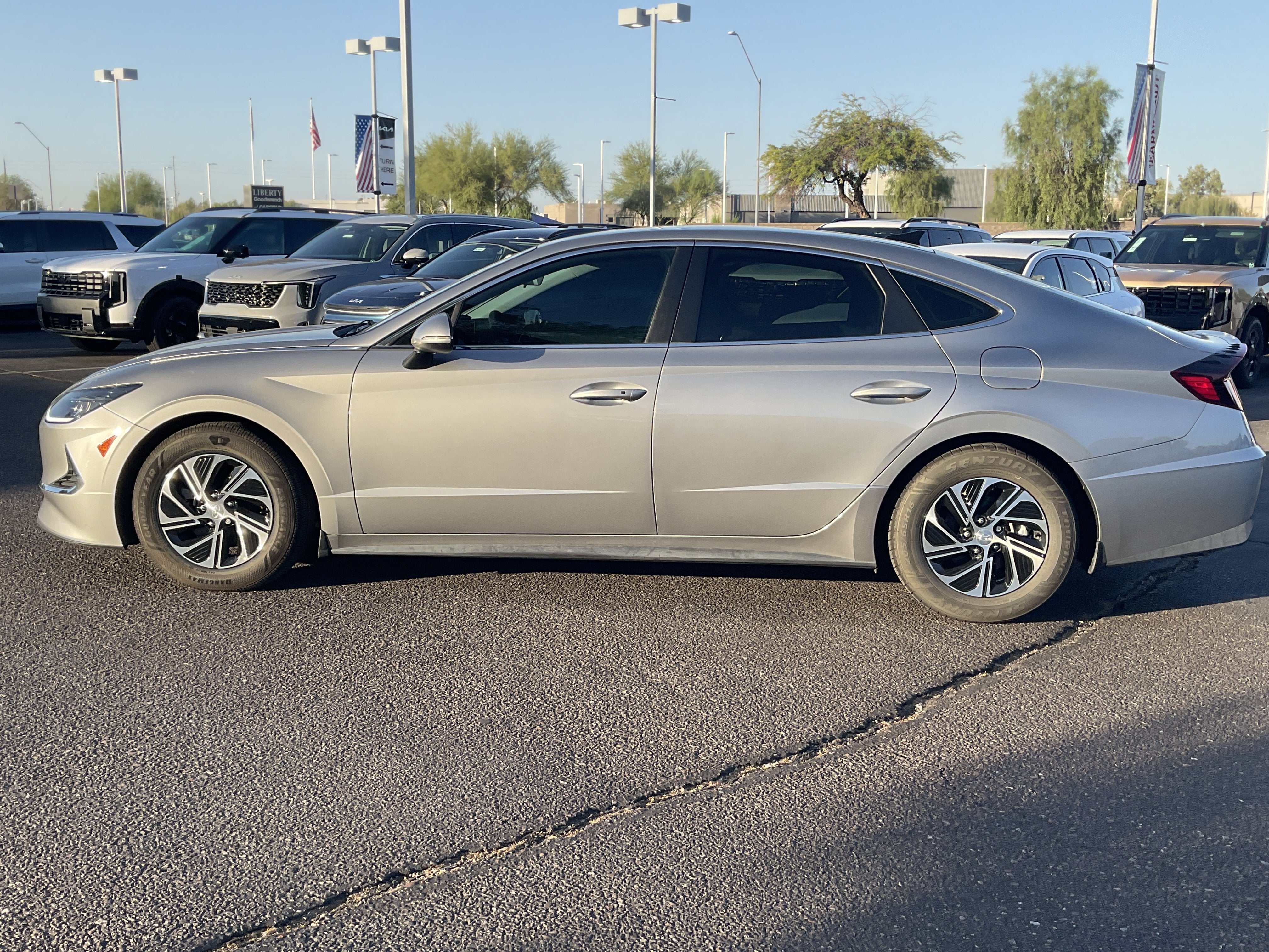 2022 Hyundai Sonata Hybrid Blue