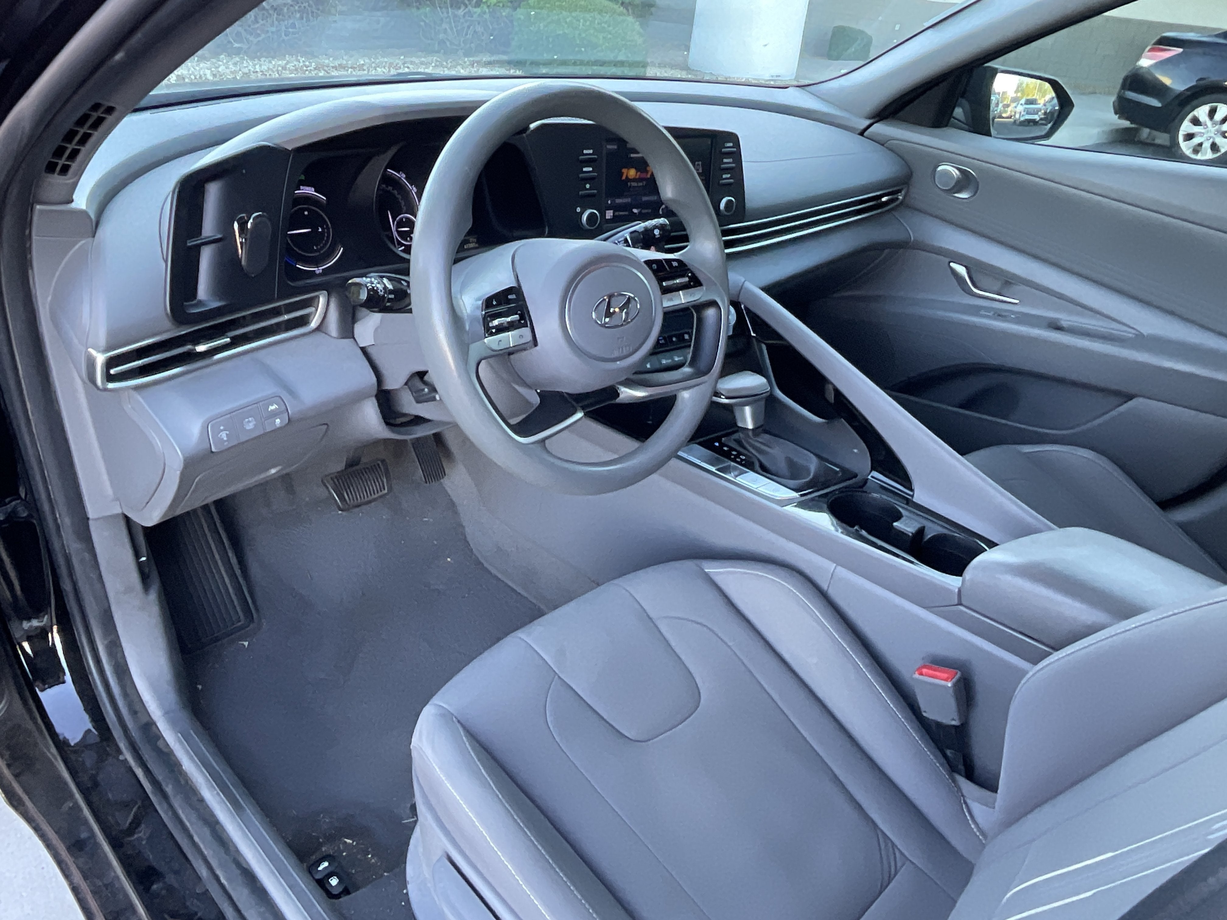2022 Hyundai Elantra Hybrid Blue