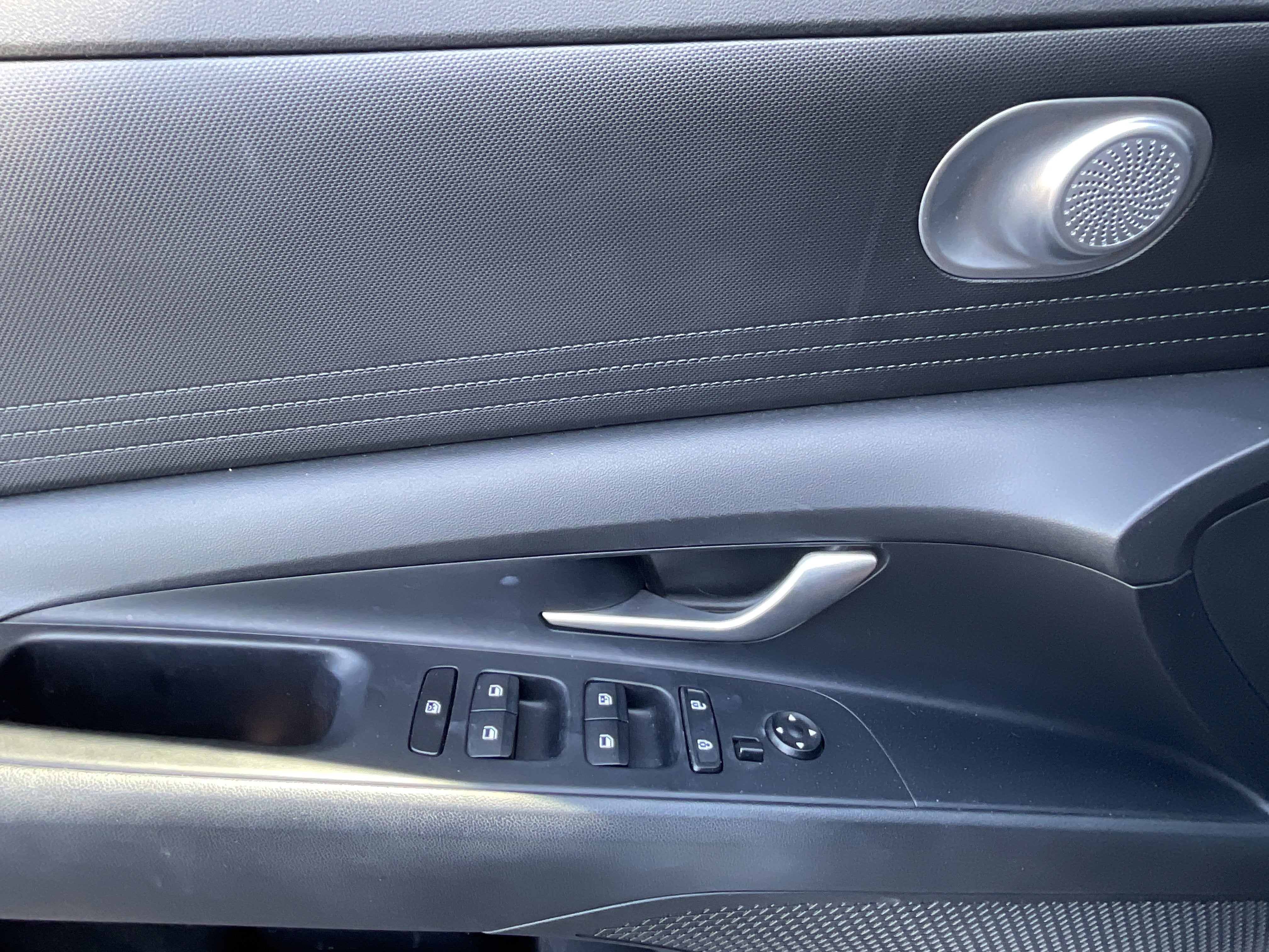 2023 Hyundai Elantra Hybrid Blue