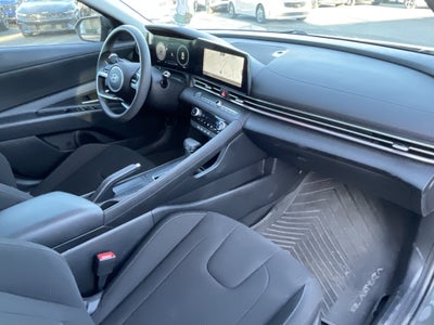 2024 Hyundai Elantra SEL* 1 OWNER CLN CF