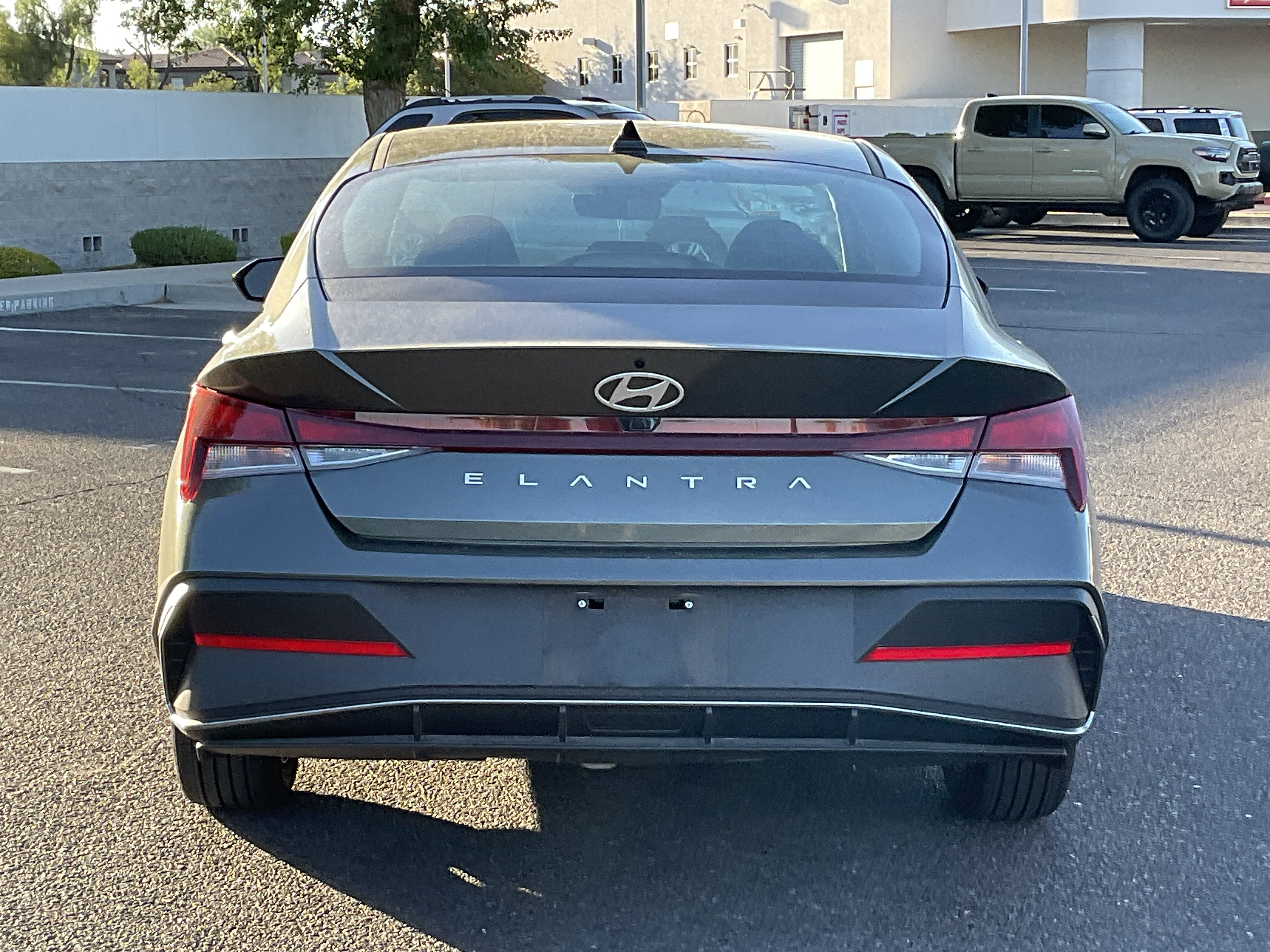 2024 Hyundai Elantra SEL* 1 OWNER CLN CF