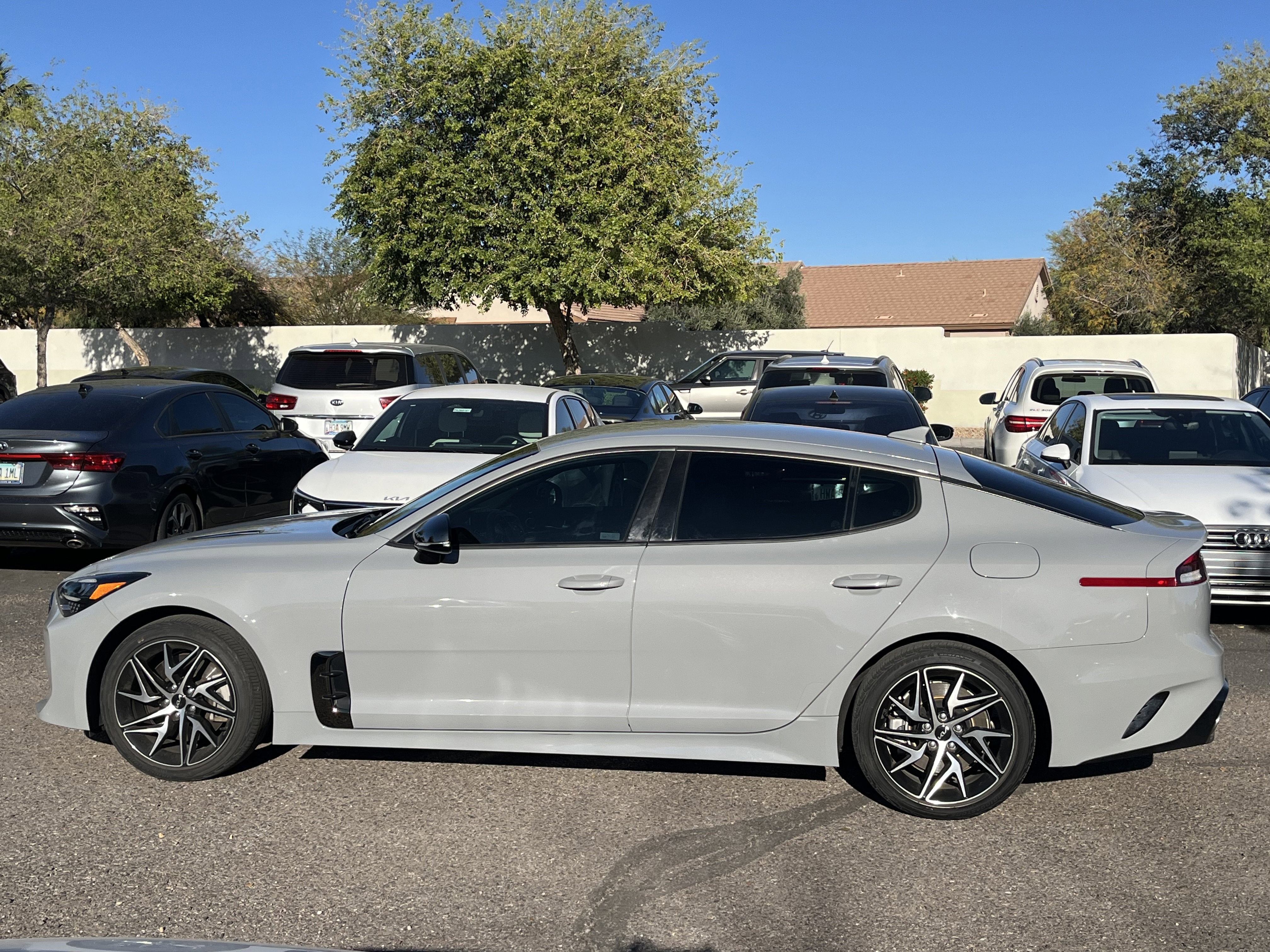 2023 Kia Stinger GT-Line**1 OWNER CLEAN CF**
