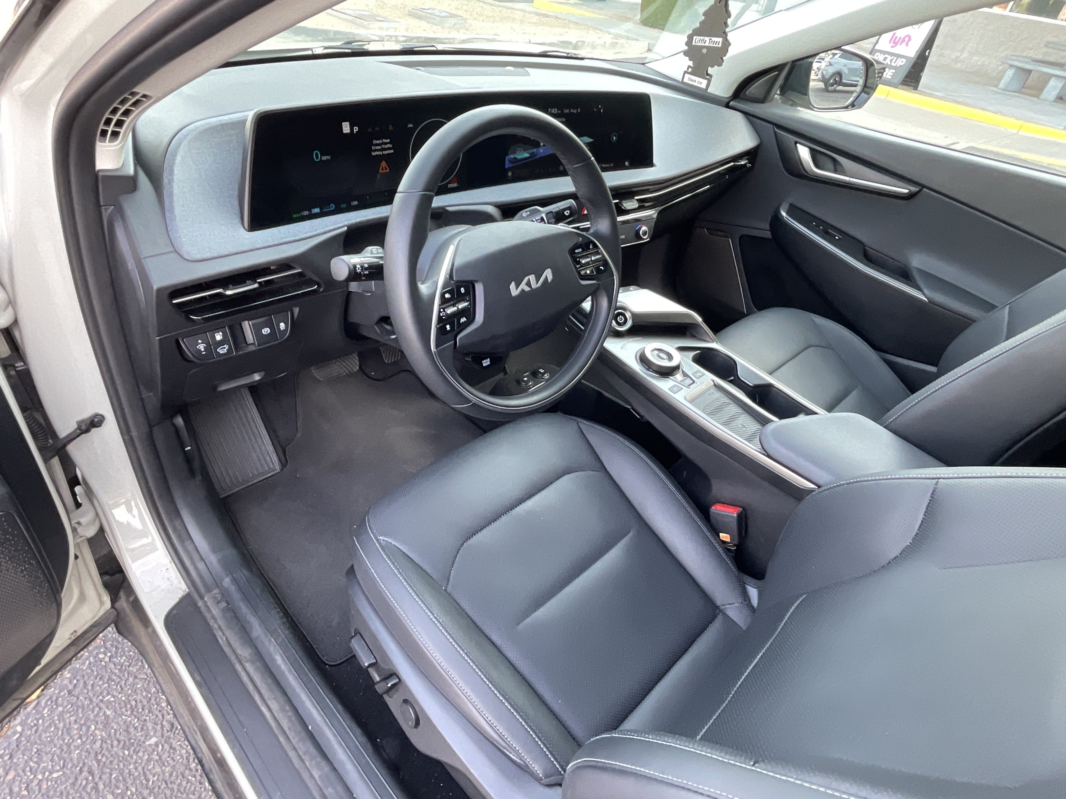 2024 Kia EV6 Wind**1 OWNER CLN CF**