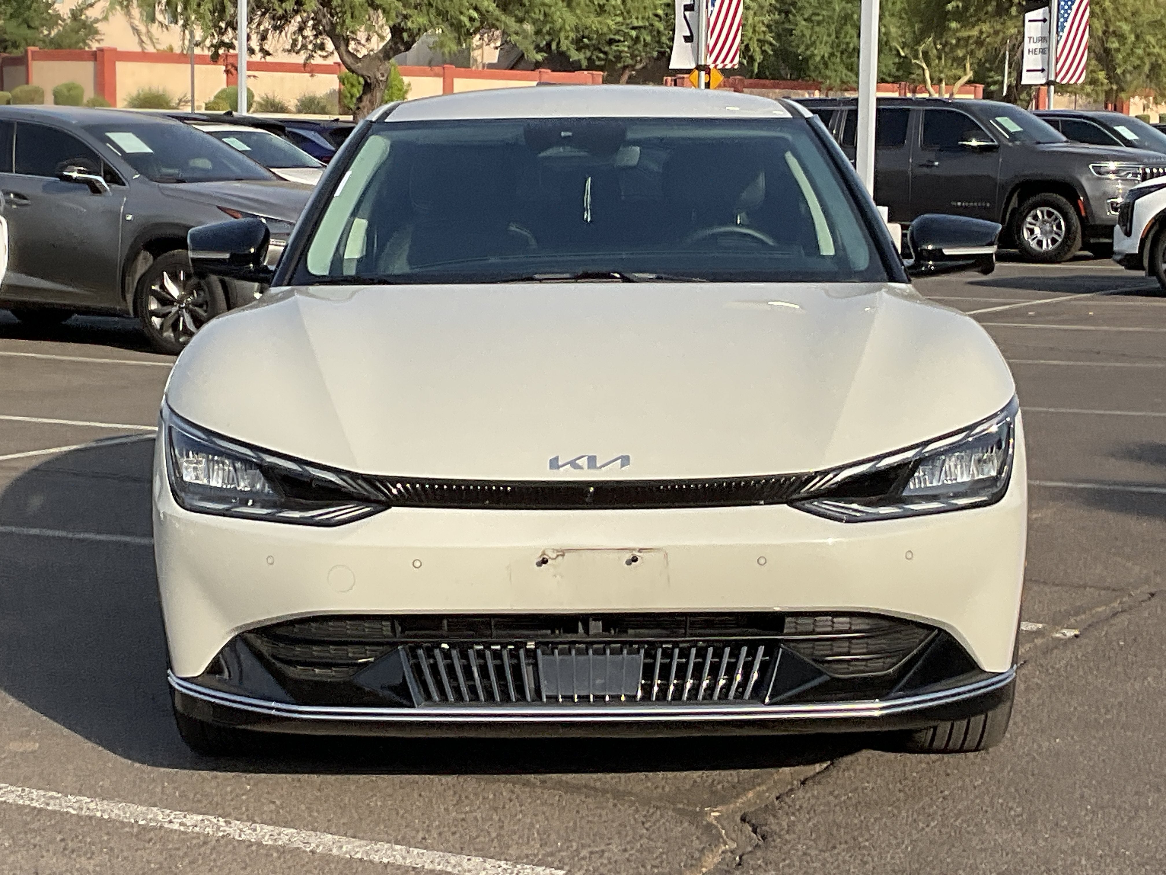 2024 Kia EV6 Wind**1 OWNER CLN CF**