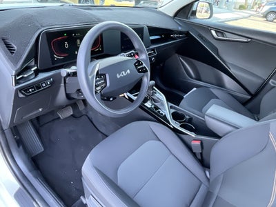 2024 Kia Niro LX* 1 OWNER/ CLEAN CARFAX