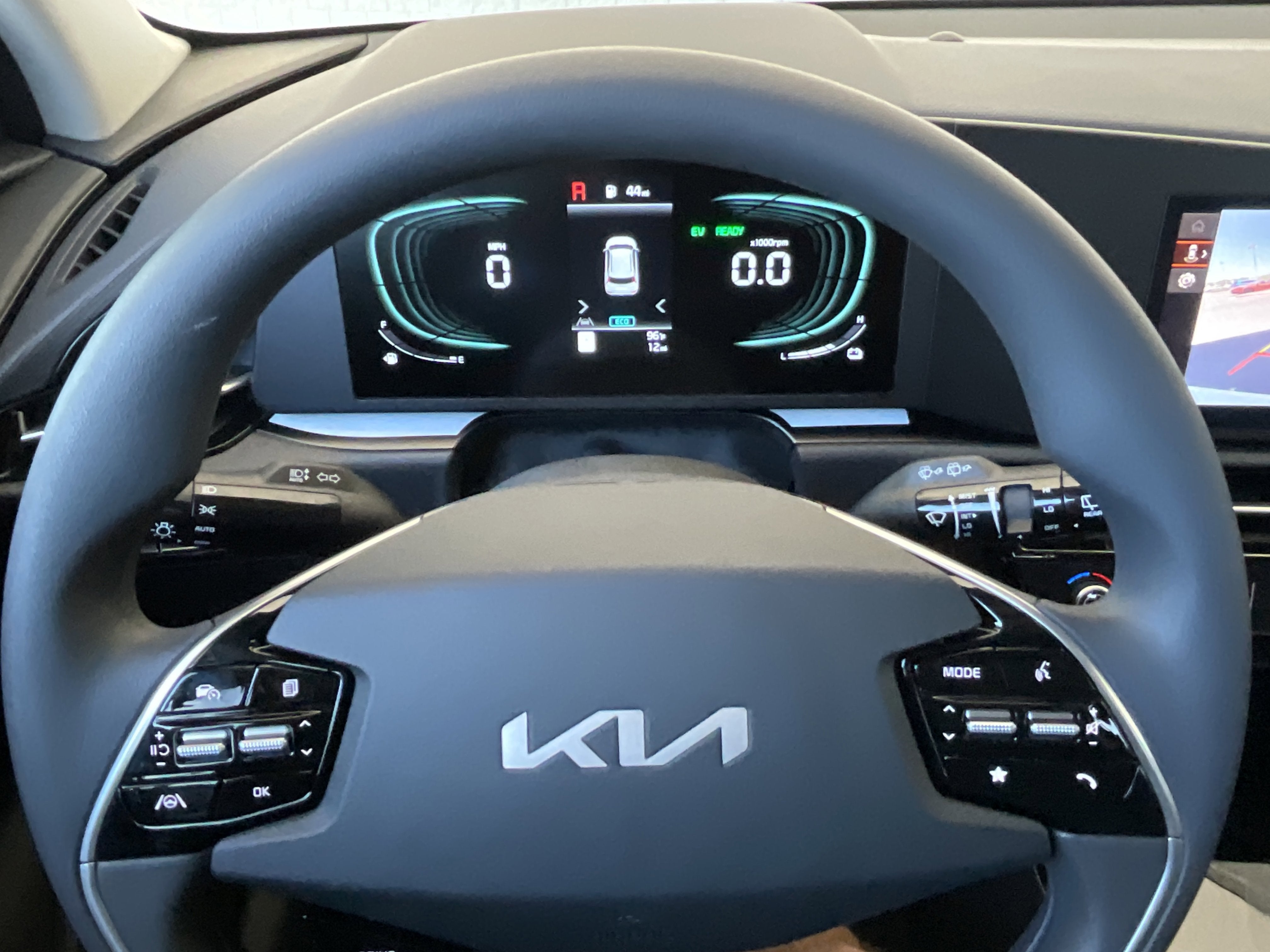 2026 Kia Niro LX