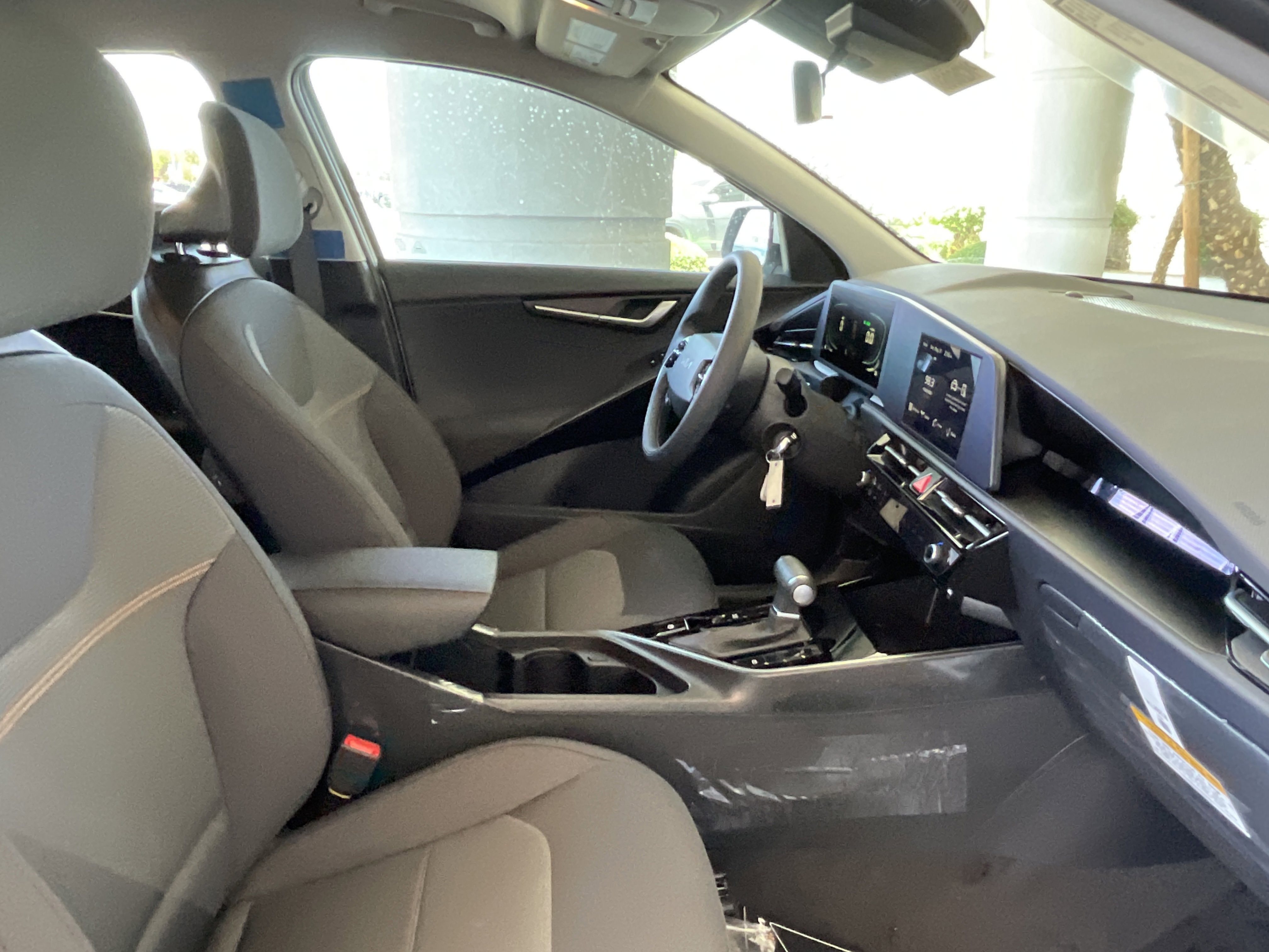 2026 Kia Niro LX