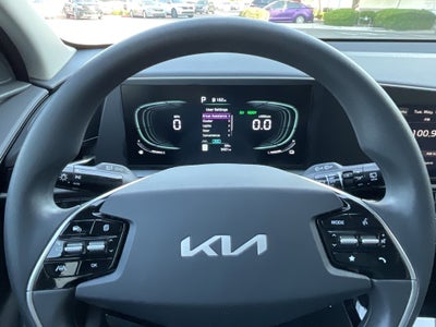 2025 Kia Niro LX