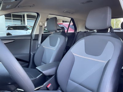 2025 Kia Niro LX