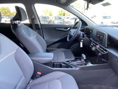 2025 Kia Niro LX