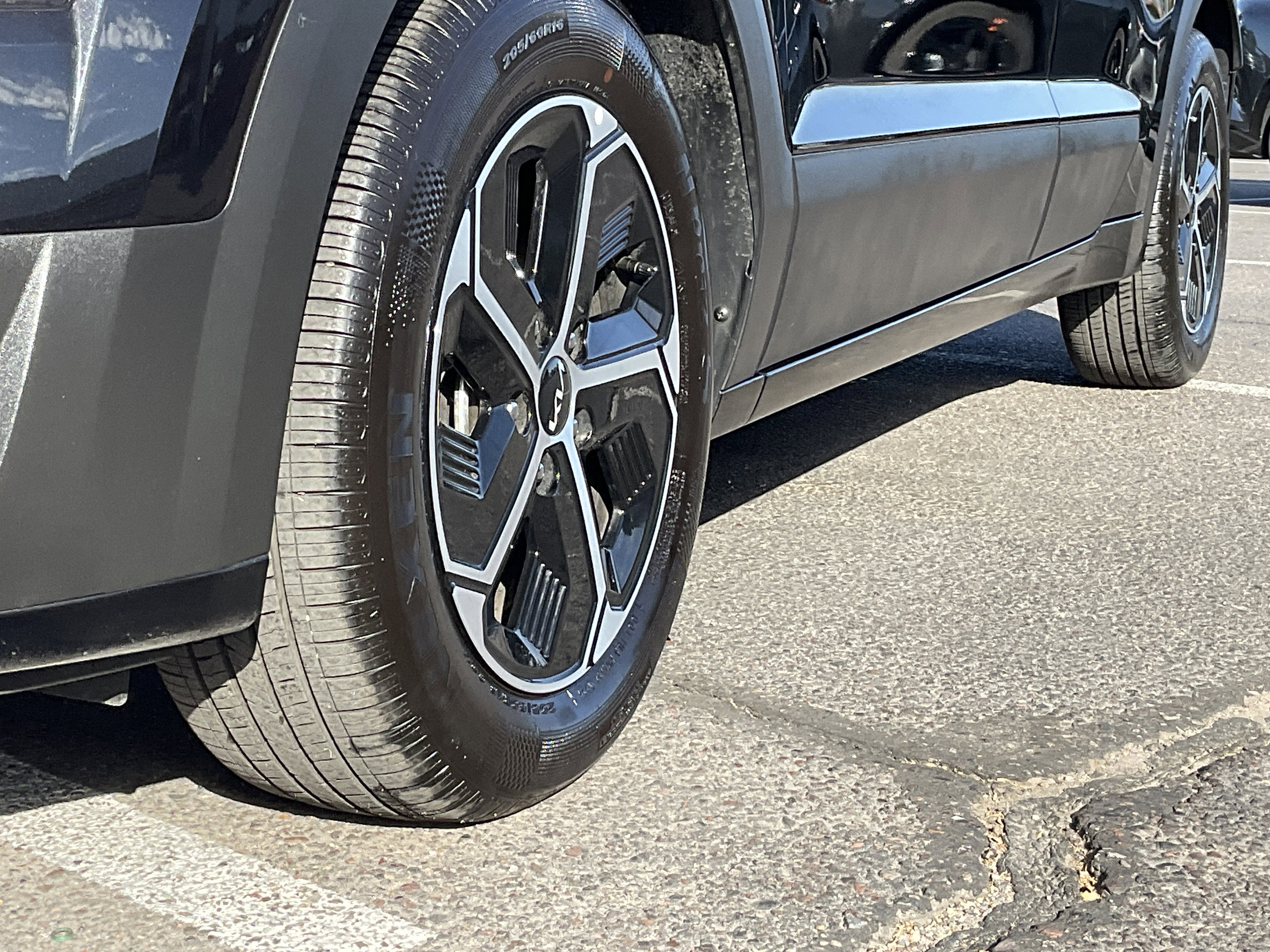 2025 Kia Niro LX